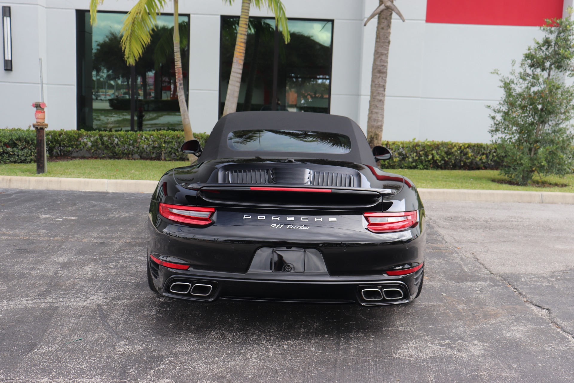 Used-2018-Porsche-911-Turbo