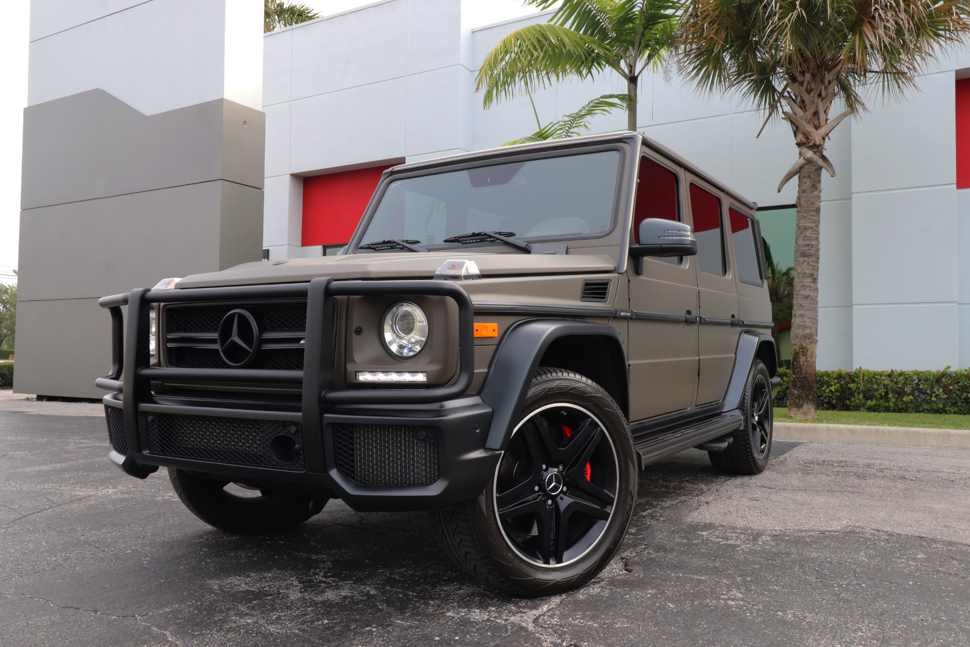 Used-2017-Mercedes-Benz-G-Class-AMG-G-63