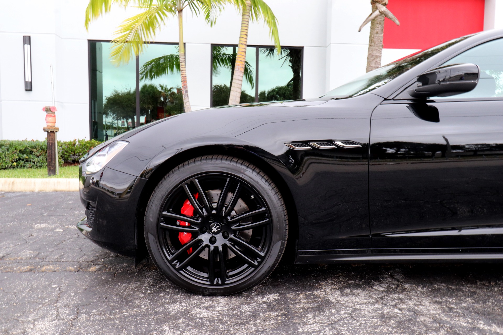 Used-2020-Maserati-Ghibli-S