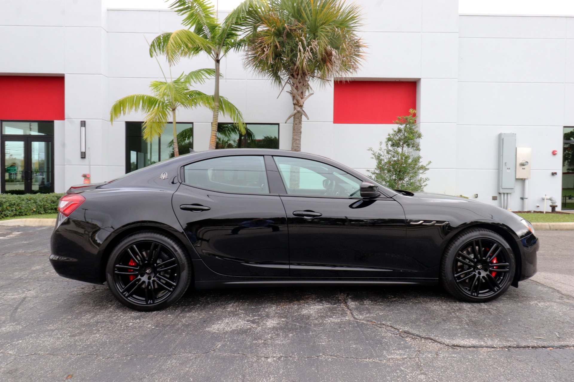 Used-2020-Maserati-Ghibli-S