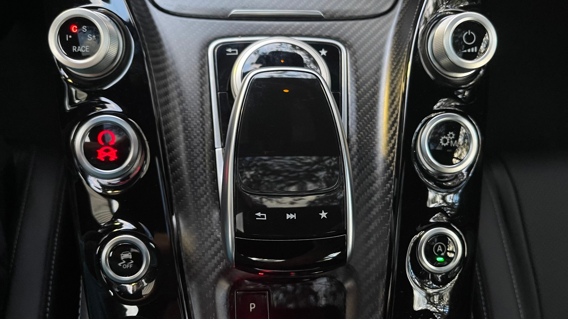 Used-2019-Mercedes-Benz-AMG-GT-C