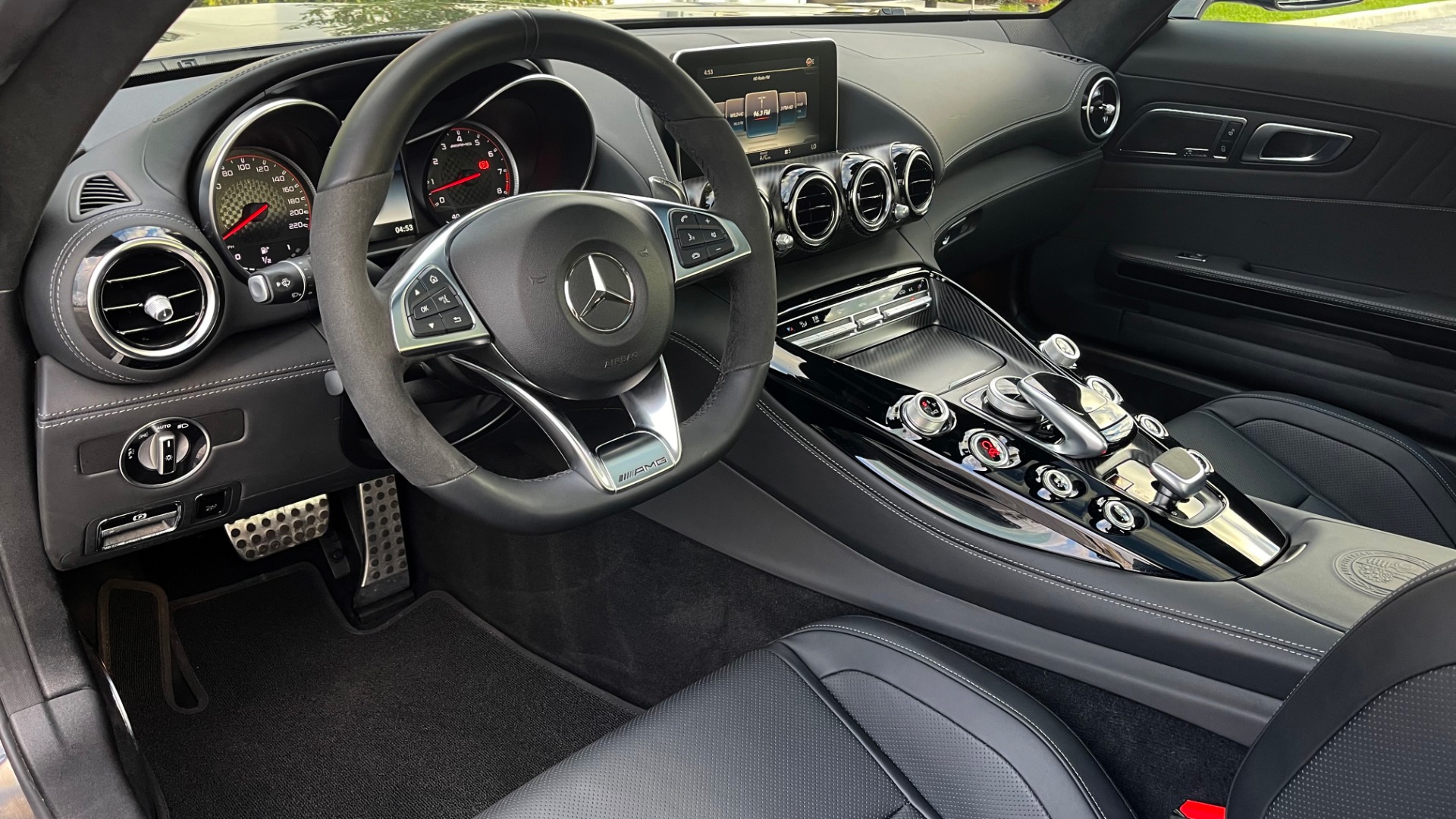 Used-2019-Mercedes-Benz-AMG-GT-C