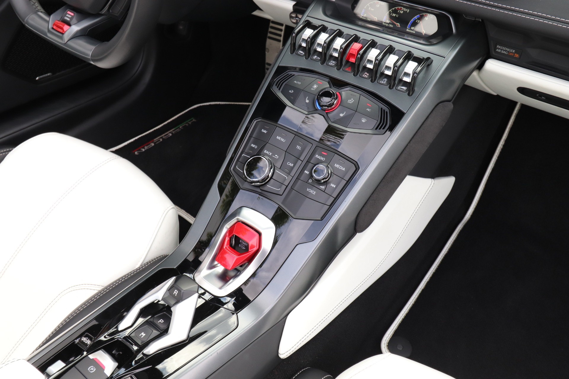 Used-2018-Lamborghini-Huracan-LP-580-2-Spyder