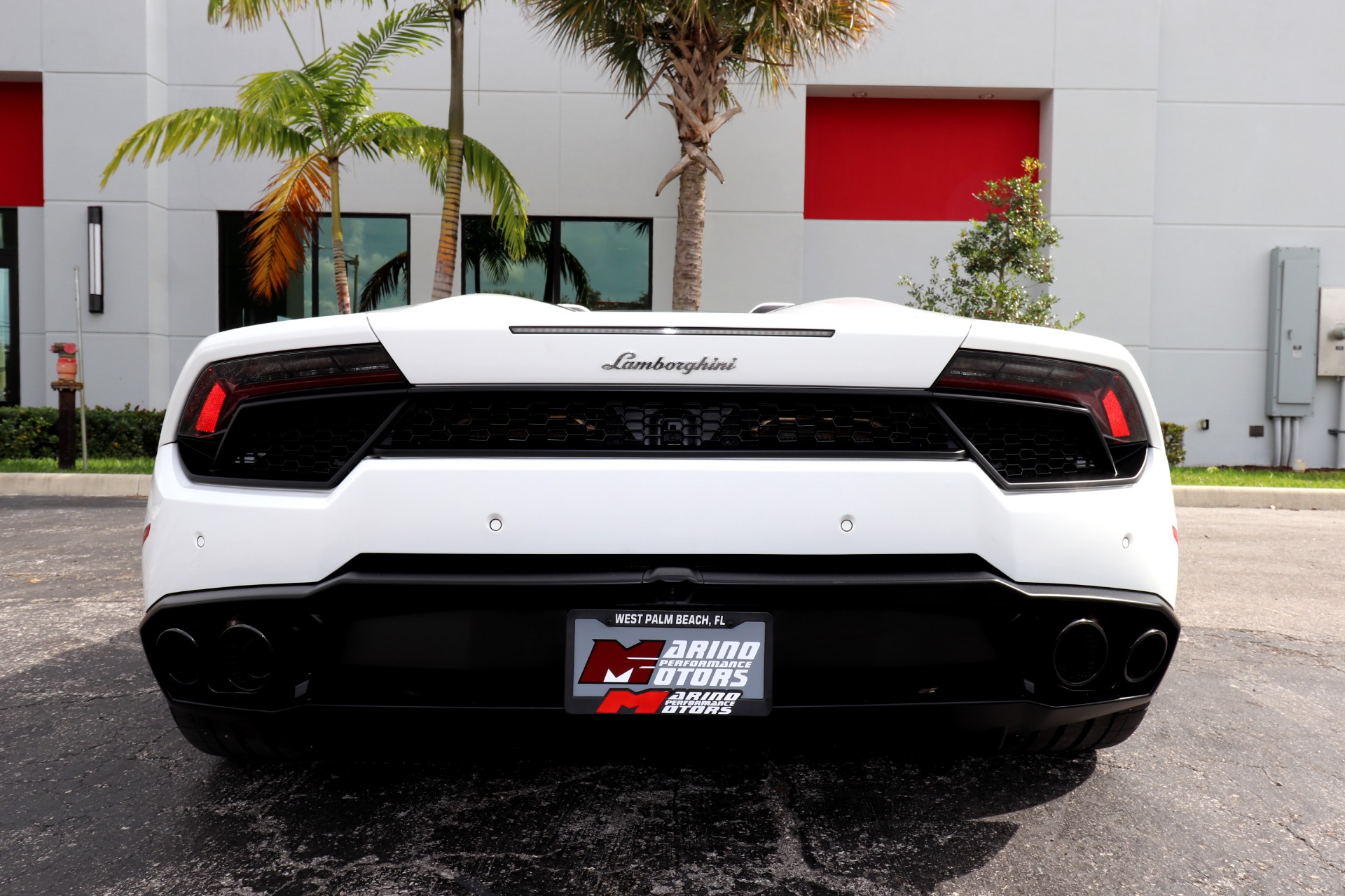 Used-2018-Lamborghini-Huracan-LP-580-2-Spyder