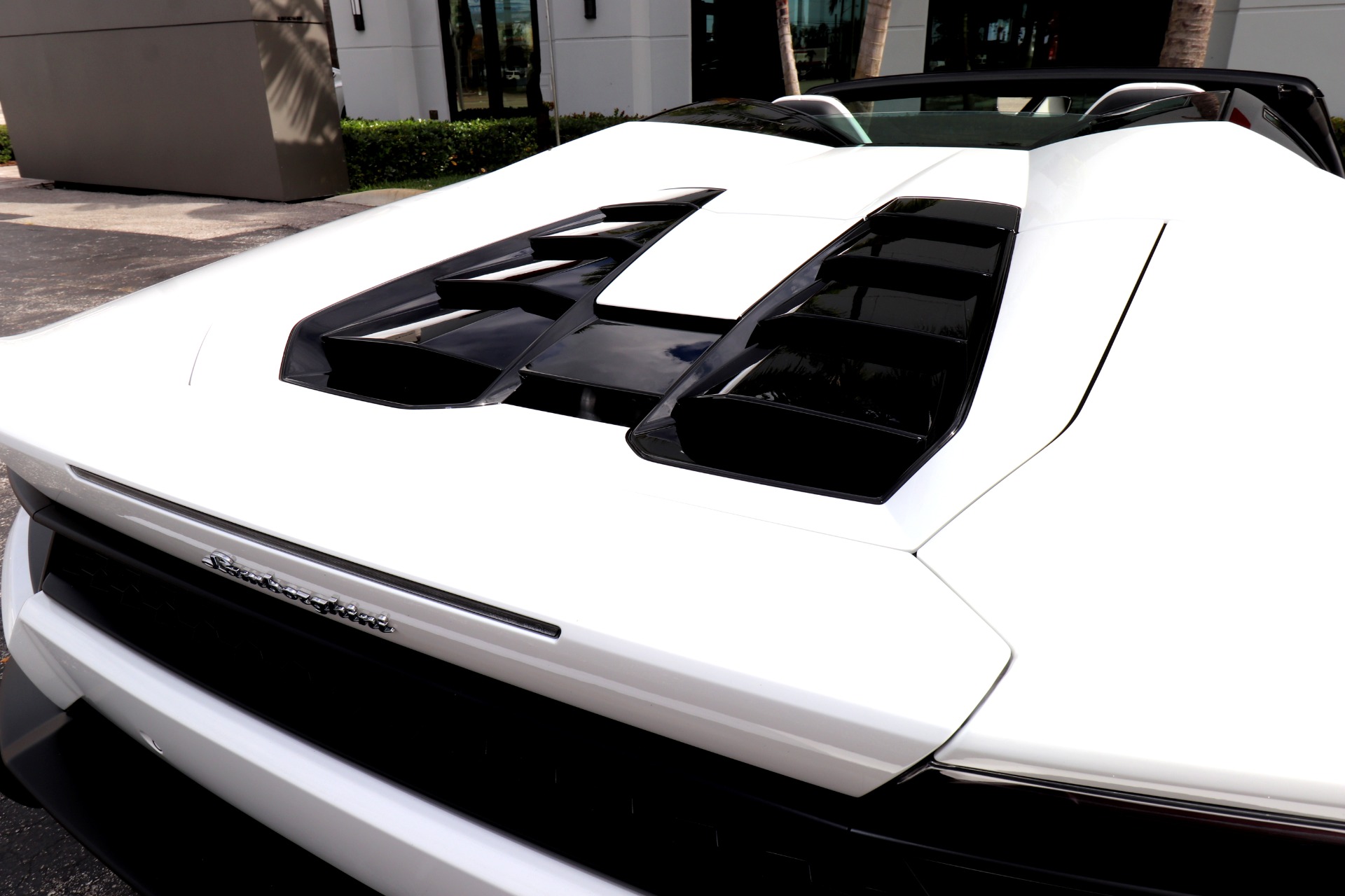 Used-2018-Lamborghini-Huracan-LP-580-2-Spyder