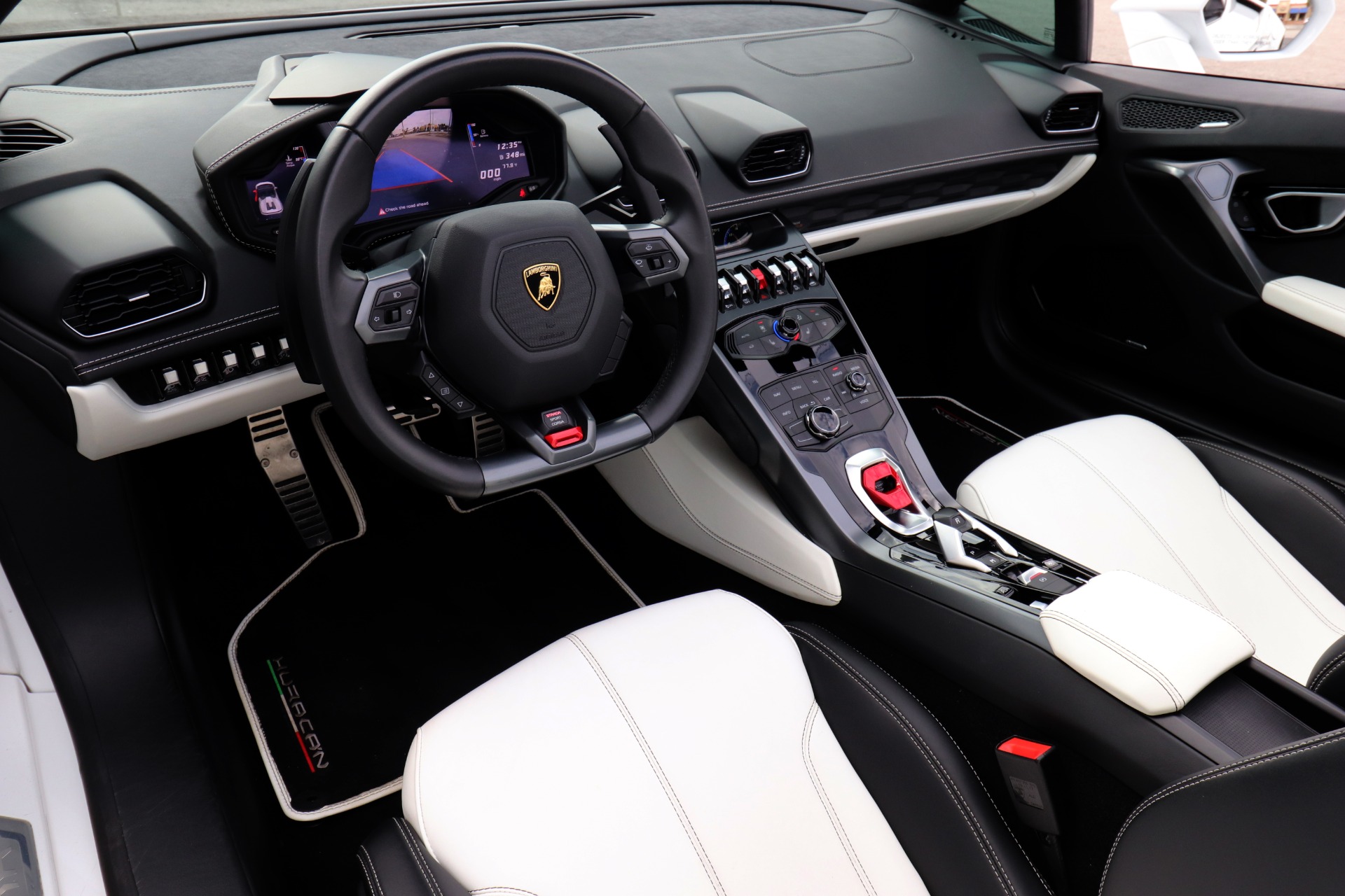 Used-2018-Lamborghini-Huracan-LP-580-2-Spyder