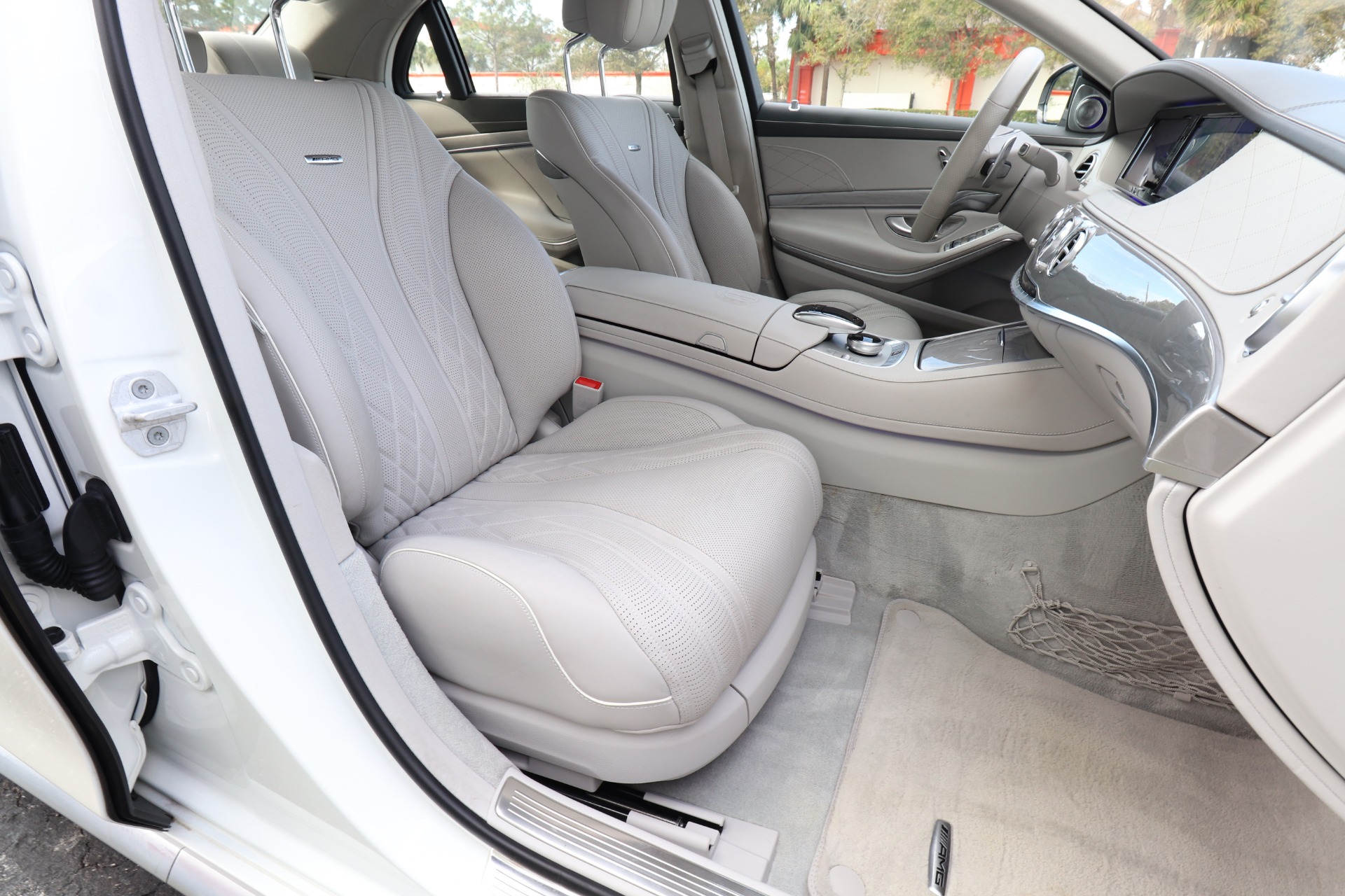 Used-2017-Mercedes-Benz-S-Class-AMG-S-63