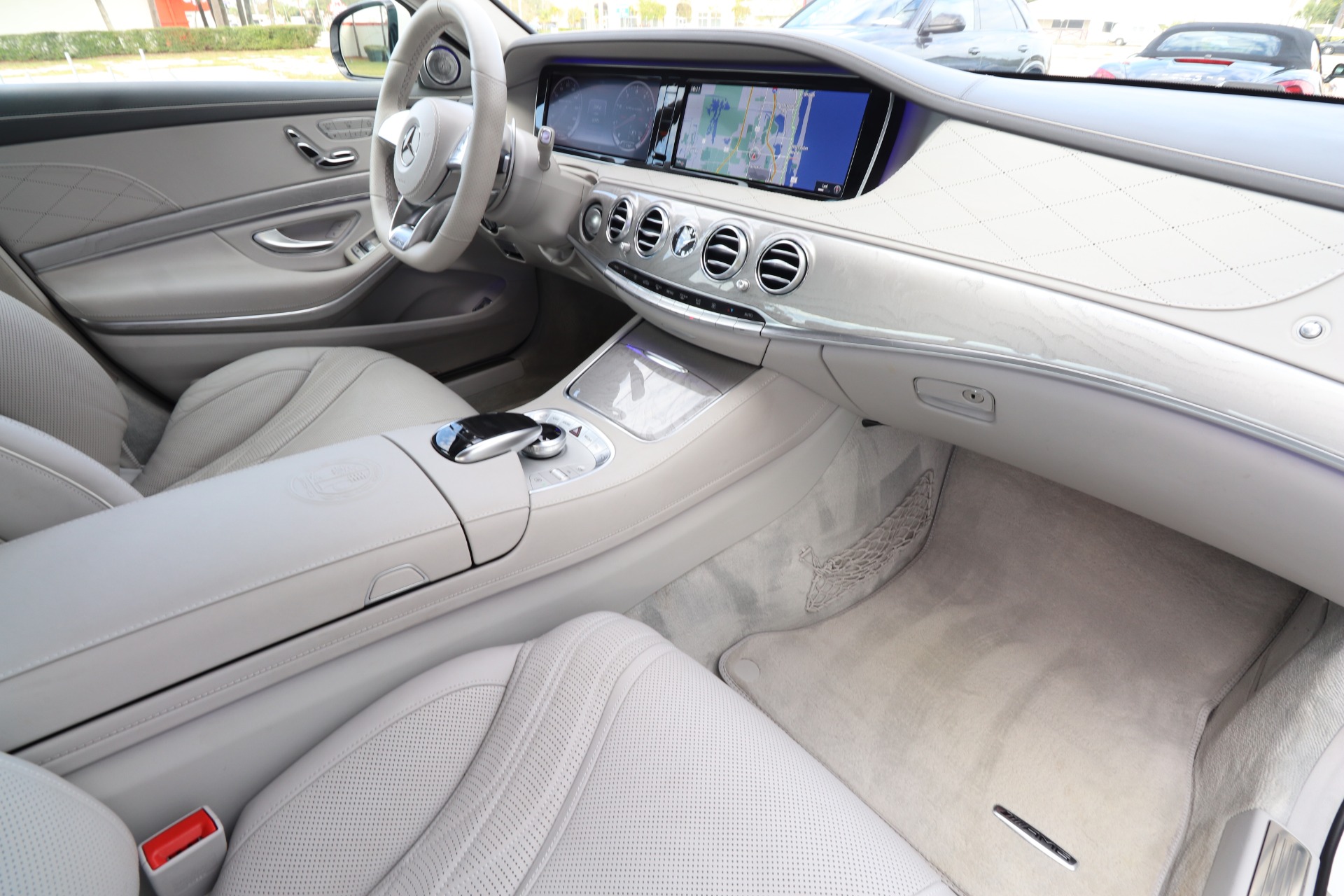 Used-2017-Mercedes-Benz-S-Class-AMG-S-63