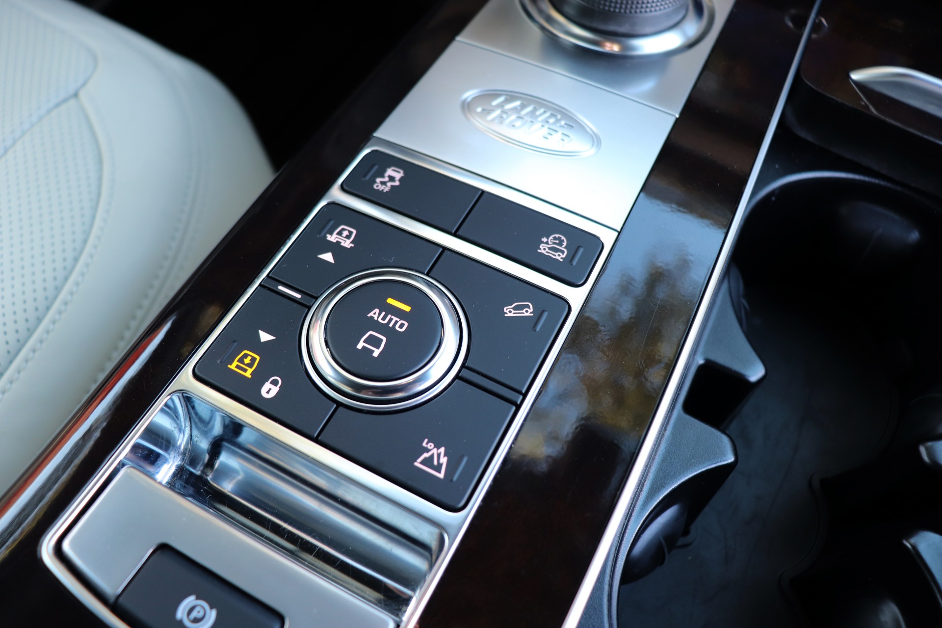 Used-2019-Land-Rover-Range-Rover-Supercharged