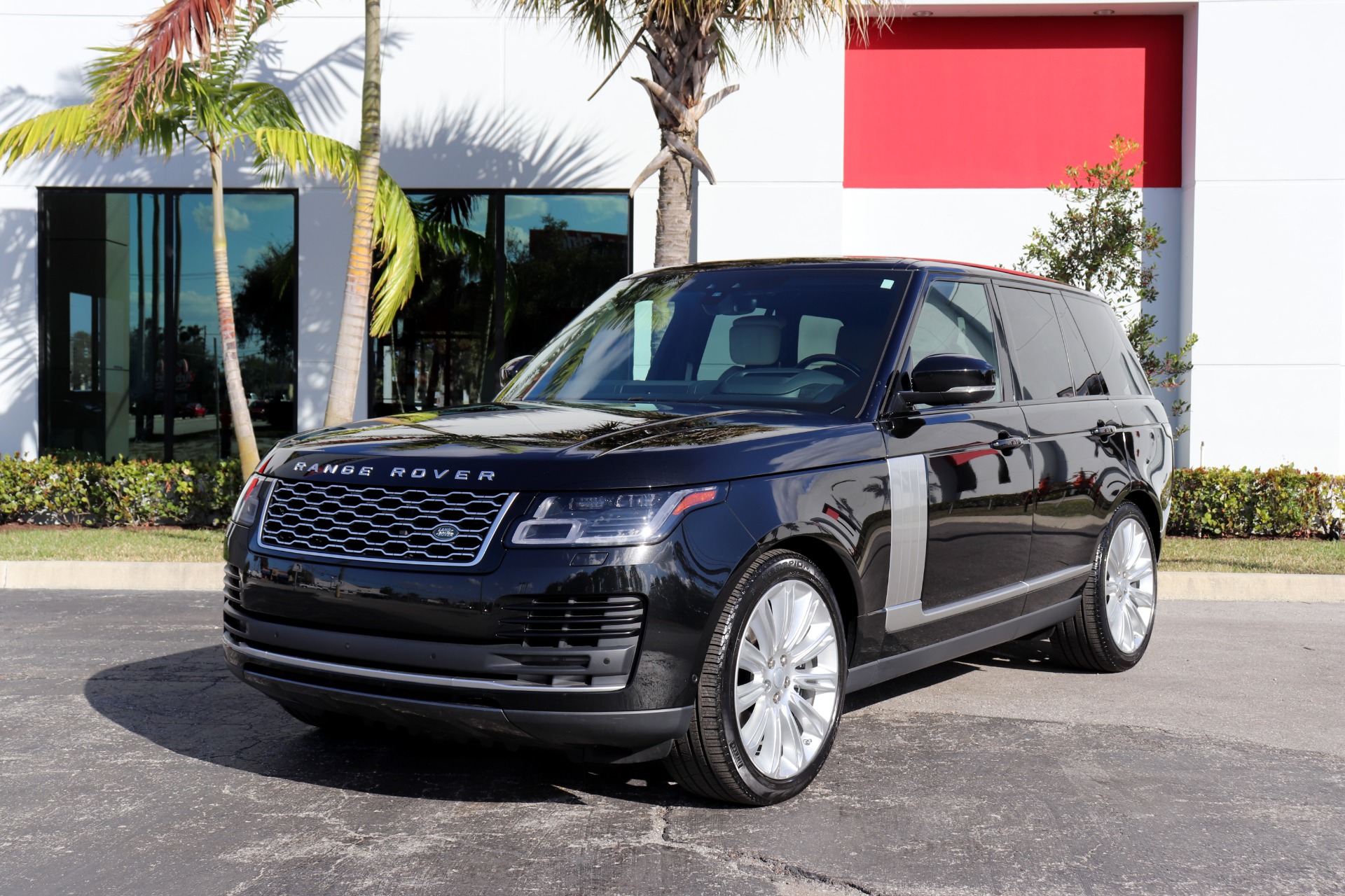 Used-2019-Land-Rover-Range-Rover-Supercharged