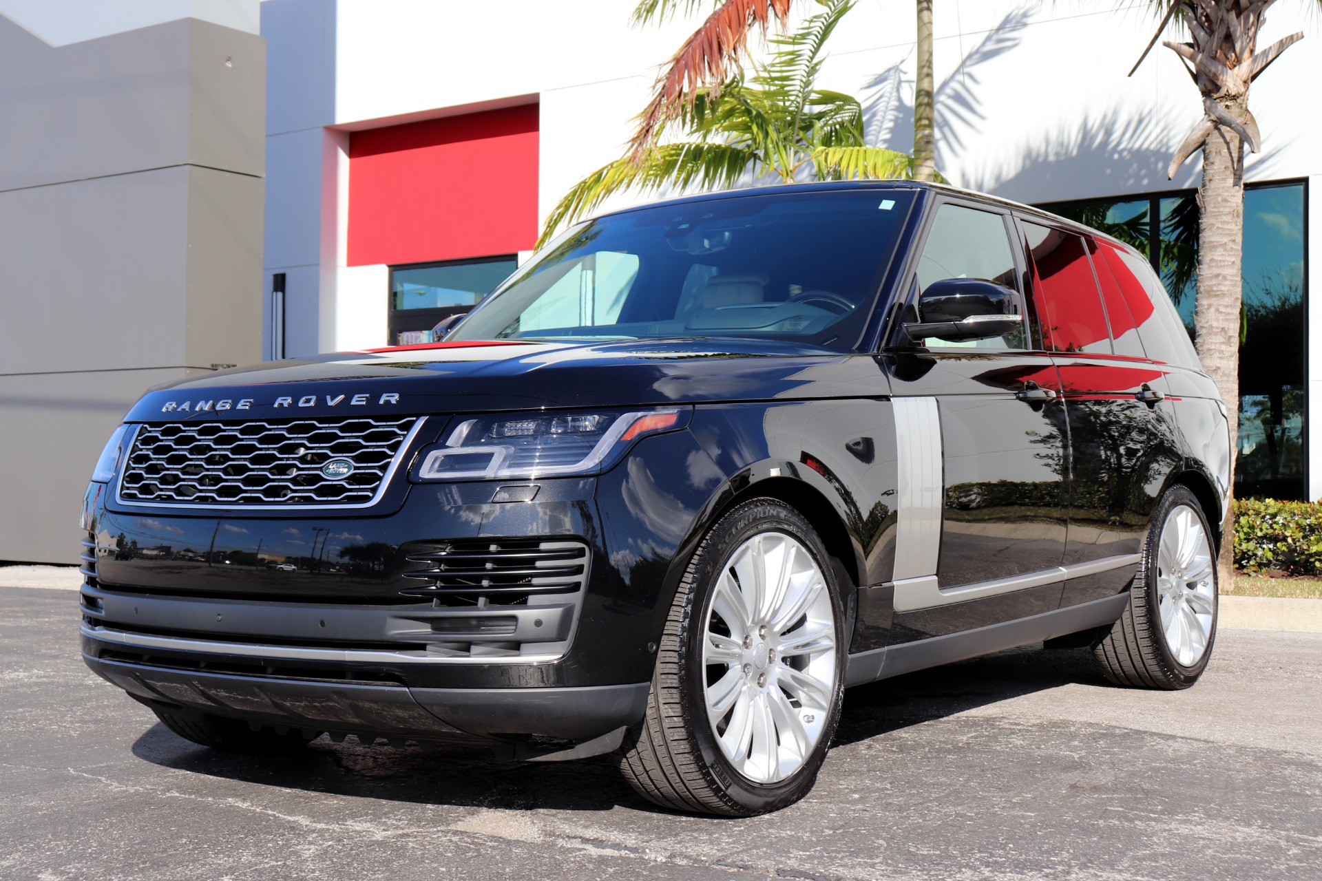 Used-2019-Land-Rover-Range-Rover-Supercharged