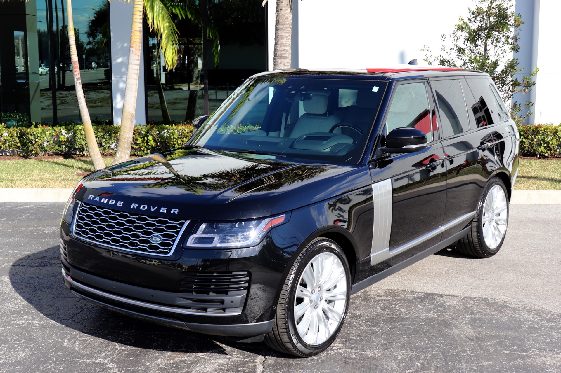 Used-2019-Land-Rover-Range-Rover-Supercharged