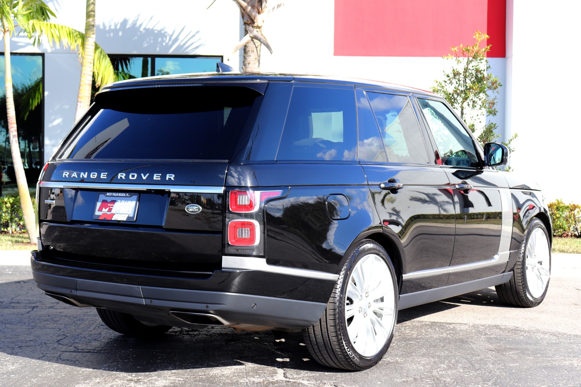 Used-2019-Land-Rover-Range-Rover-Supercharged