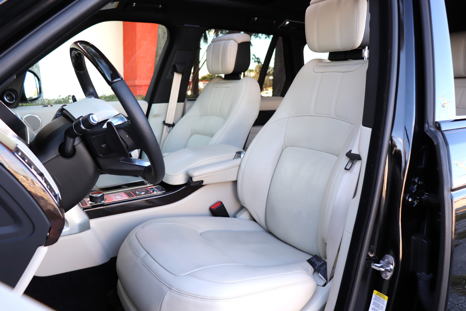 Used-2019-Land-Rover-Range-Rover-Supercharged