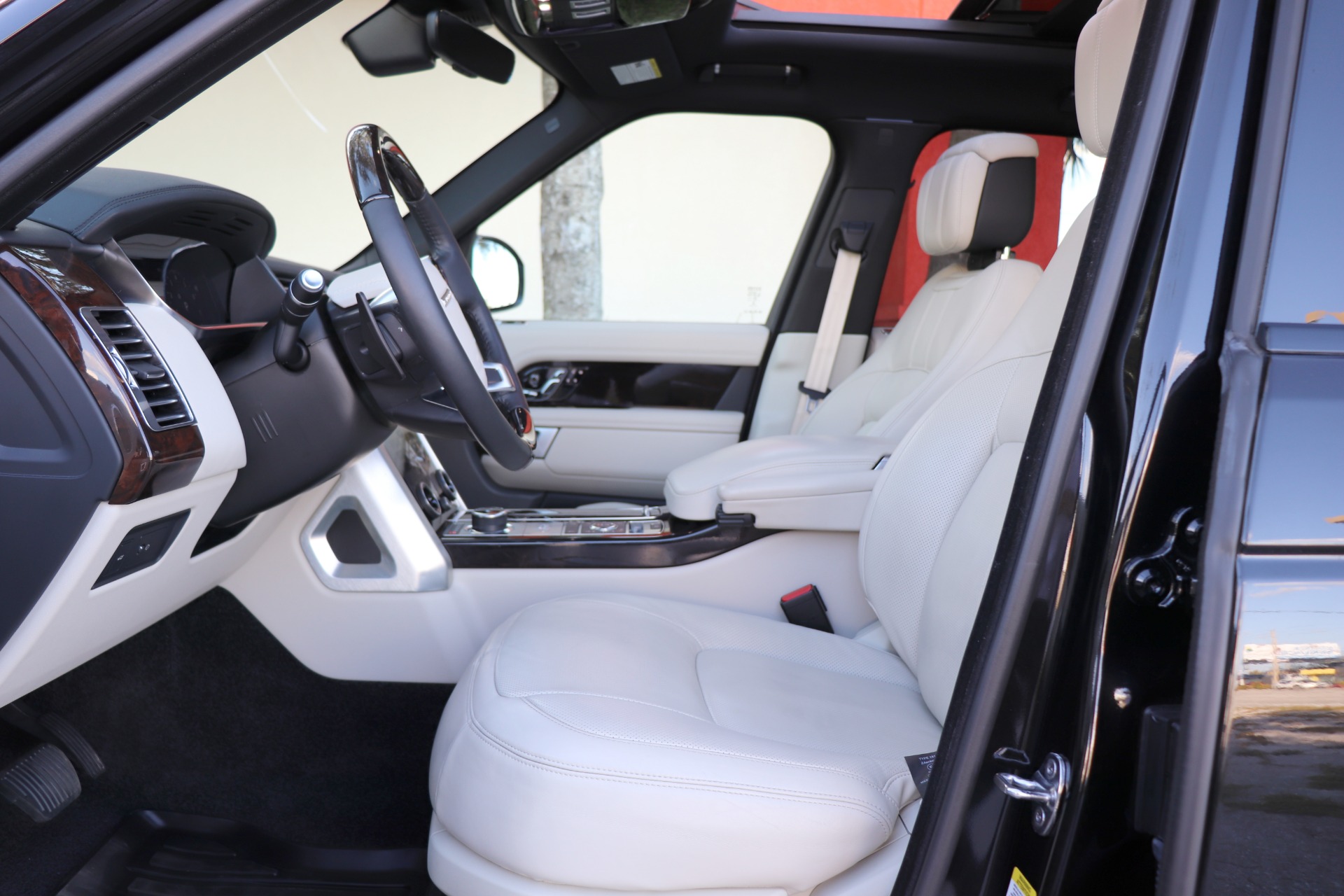 Used-2019-Land-Rover-Range-Rover-Supercharged