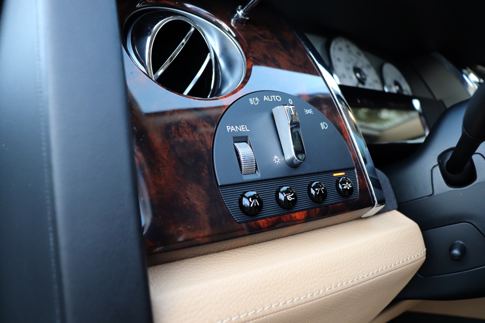 Used-2011-Rolls-Royce-Ghost