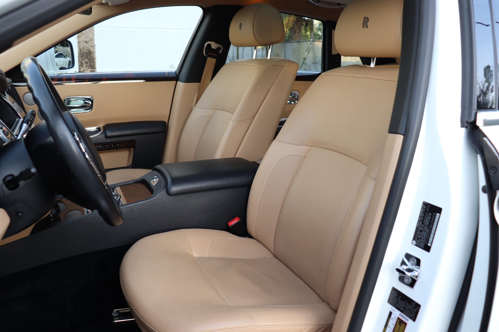 Used-2011-Rolls-Royce-Ghost