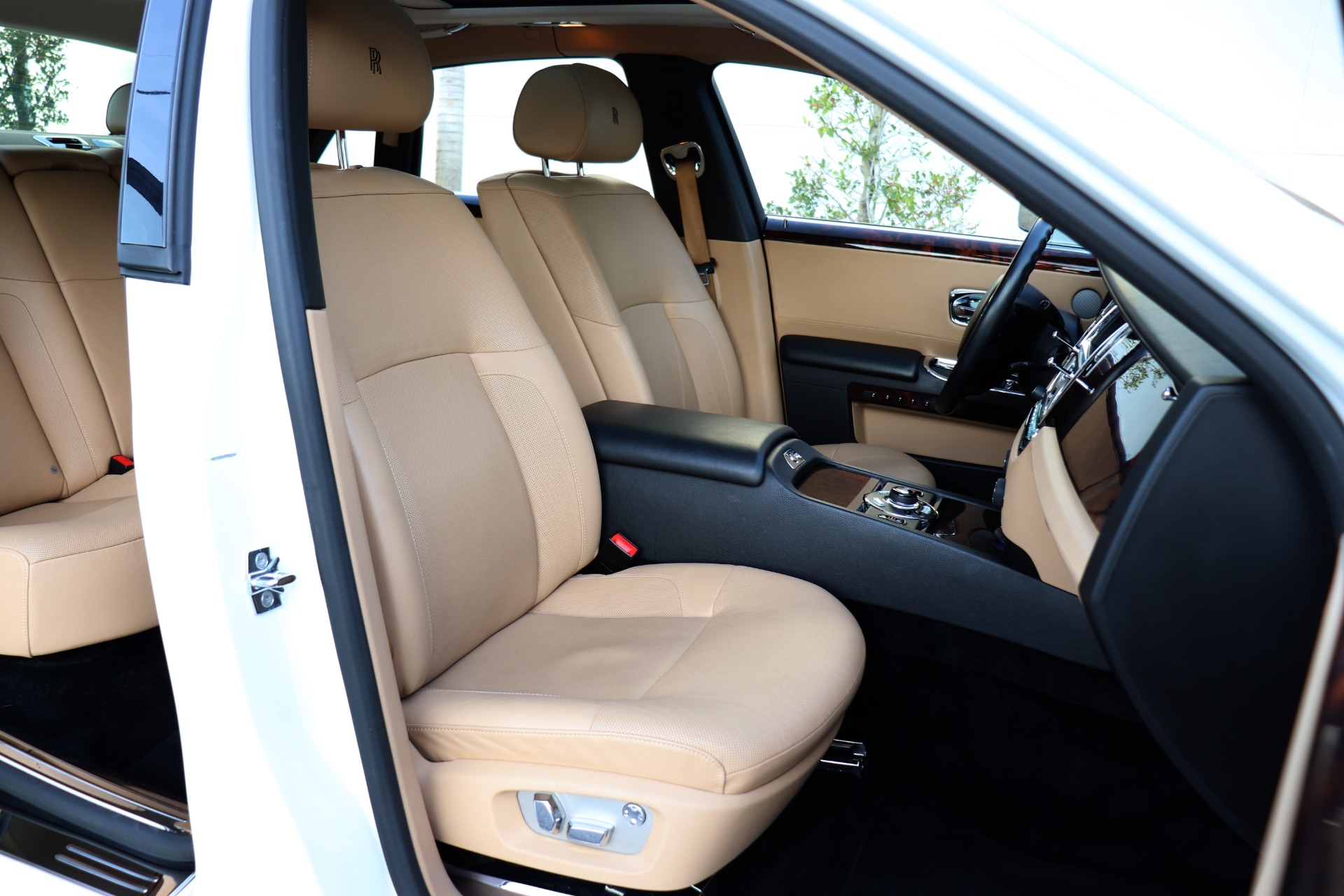 Used-2011-Rolls-Royce-Ghost