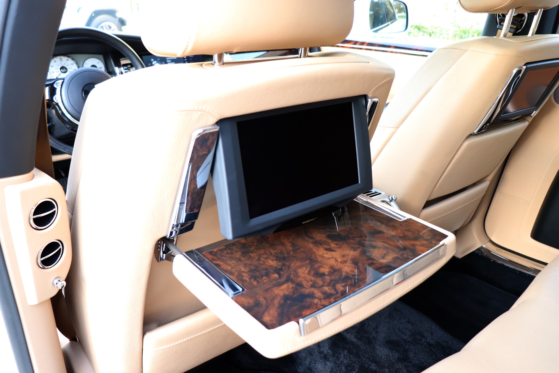 Used-2011-Rolls-Royce-Ghost