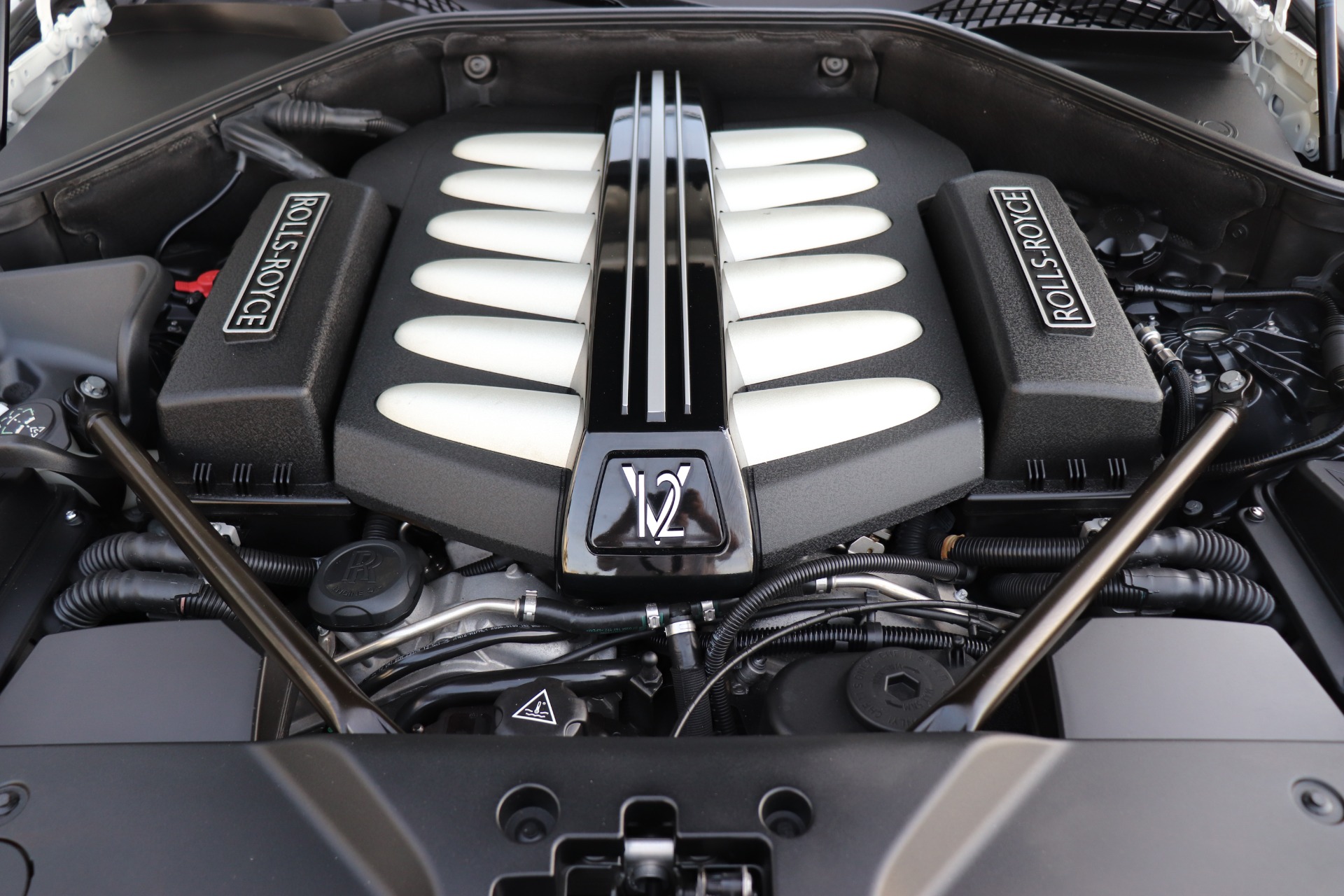 Used-2011-Rolls-Royce-Ghost