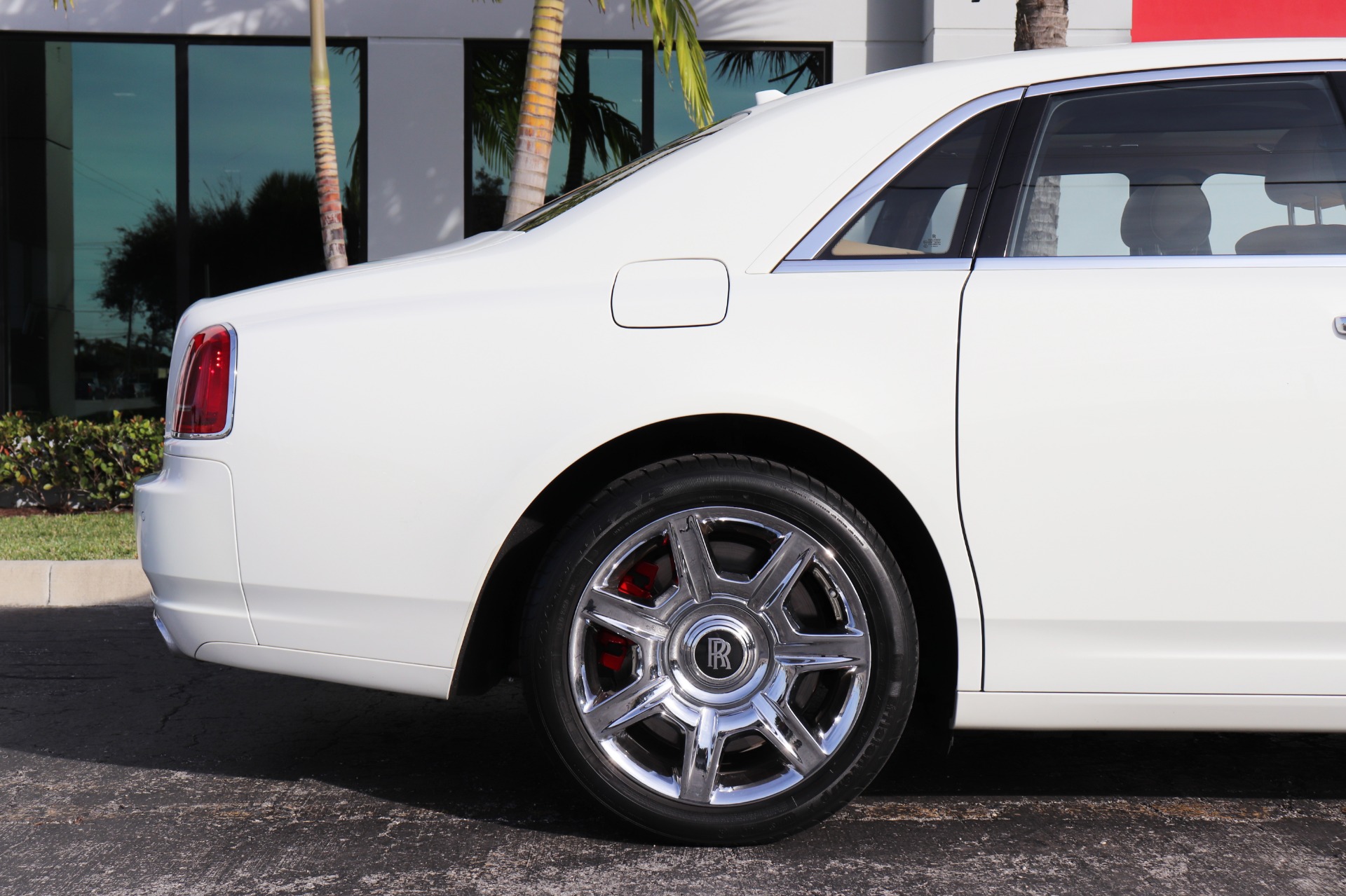 Used-2011-Rolls-Royce-Ghost