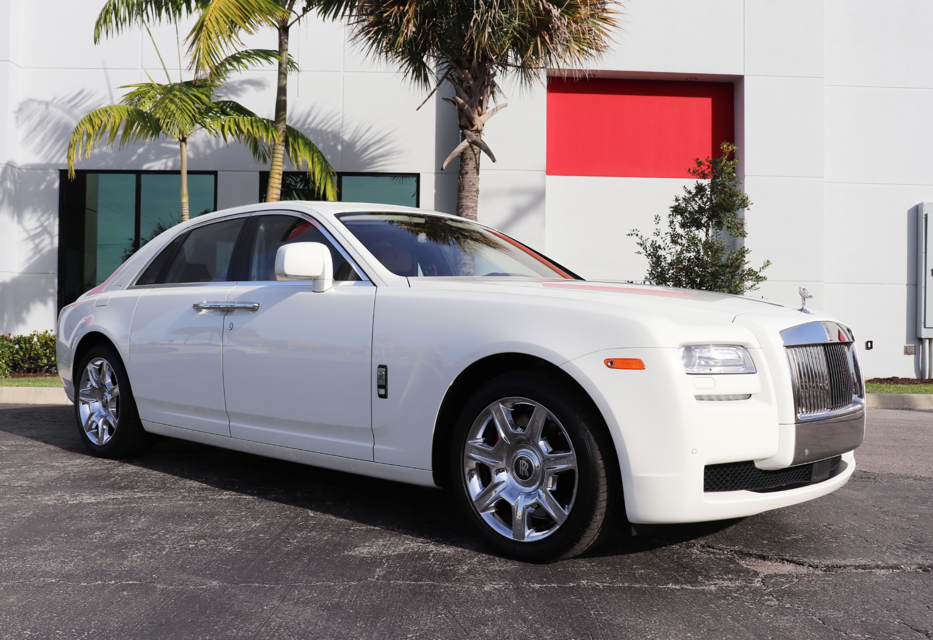 Used-2011-Rolls-Royce-Ghost