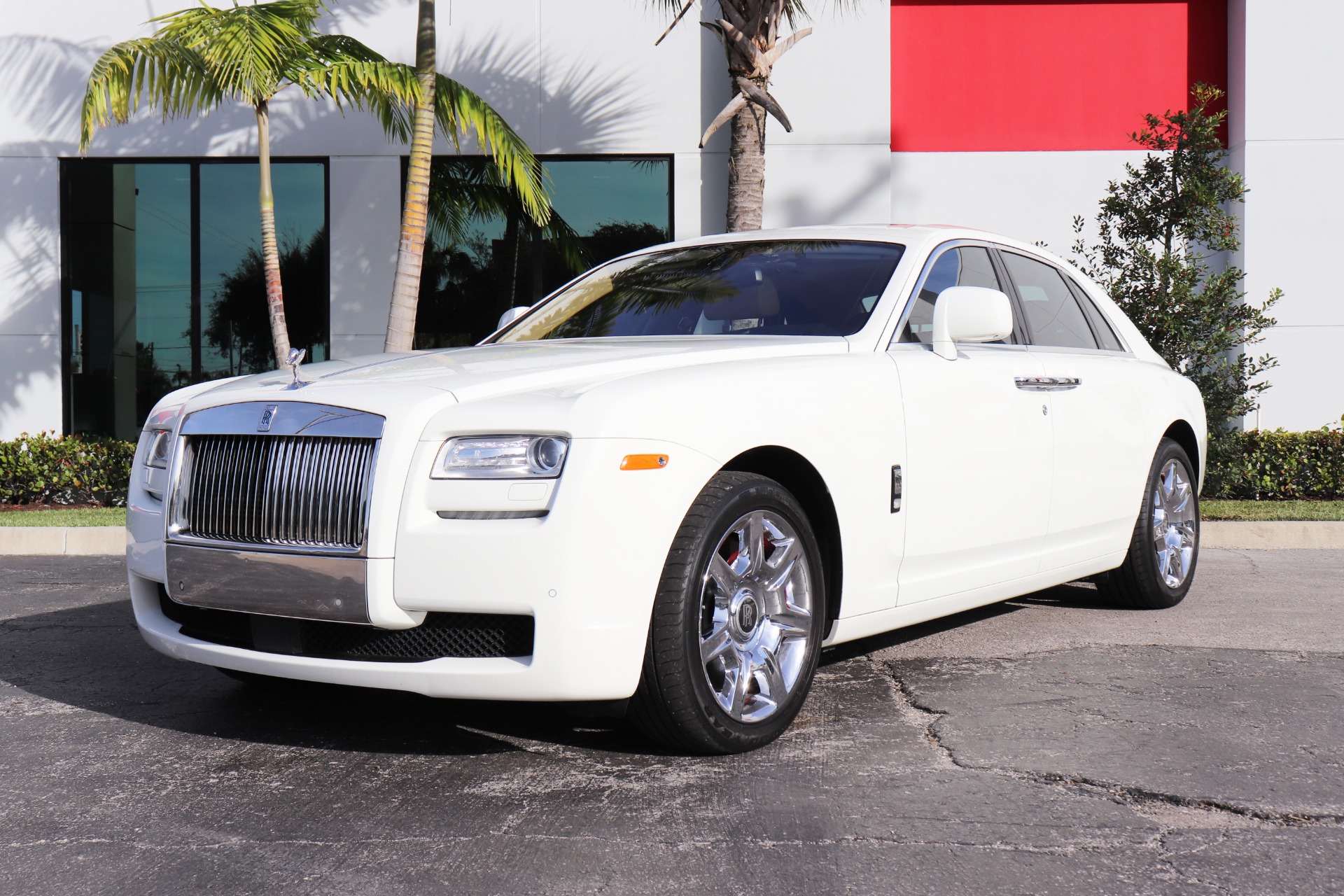 Used-2011-Rolls-Royce-Ghost