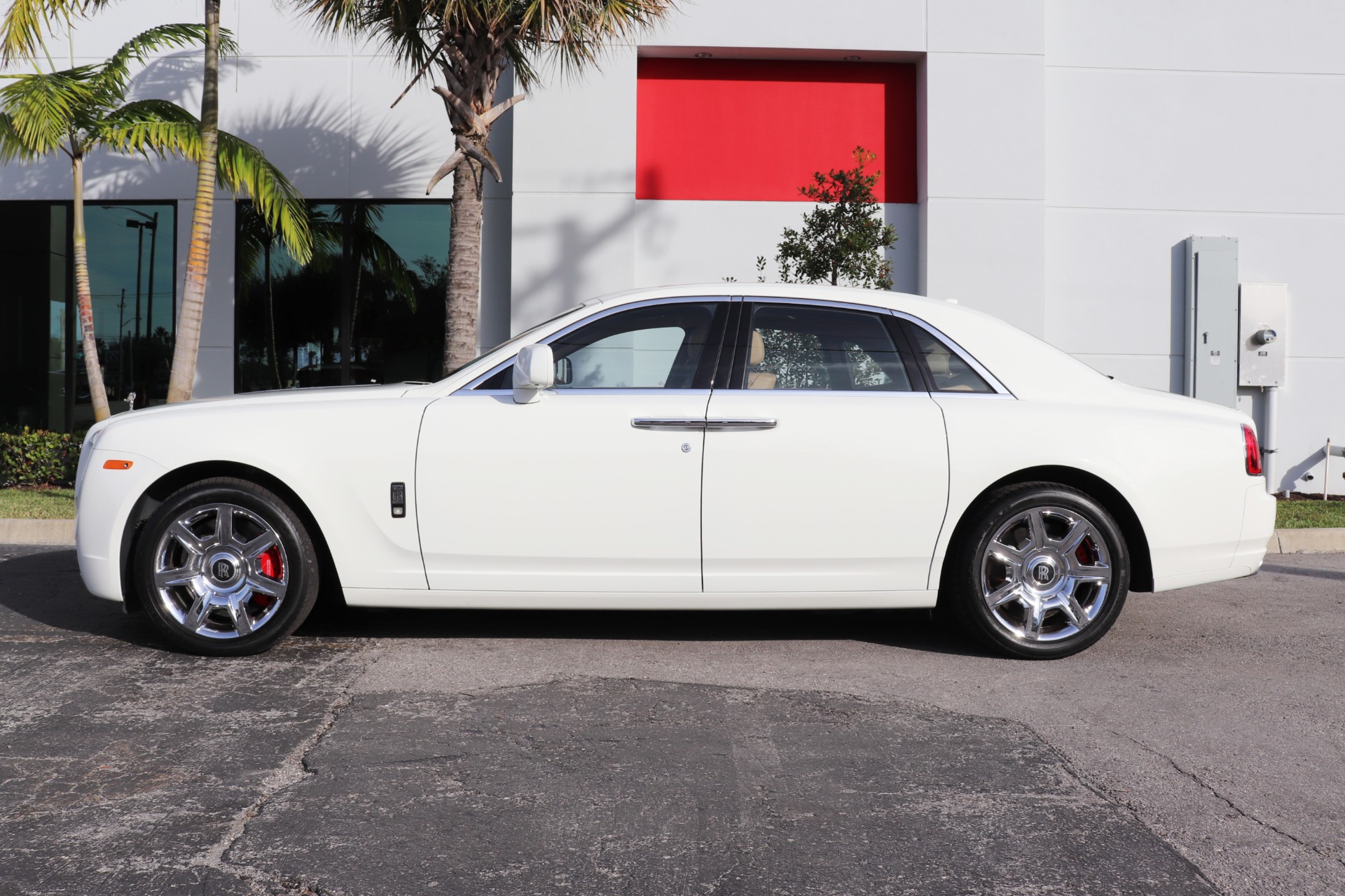 Used-2011-Rolls-Royce-Ghost