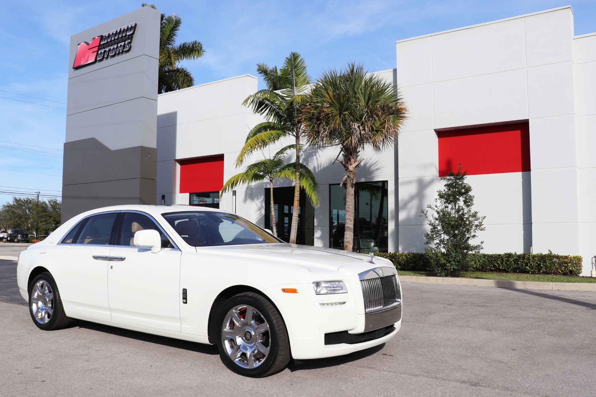 Used-2011-Rolls-Royce-Ghost