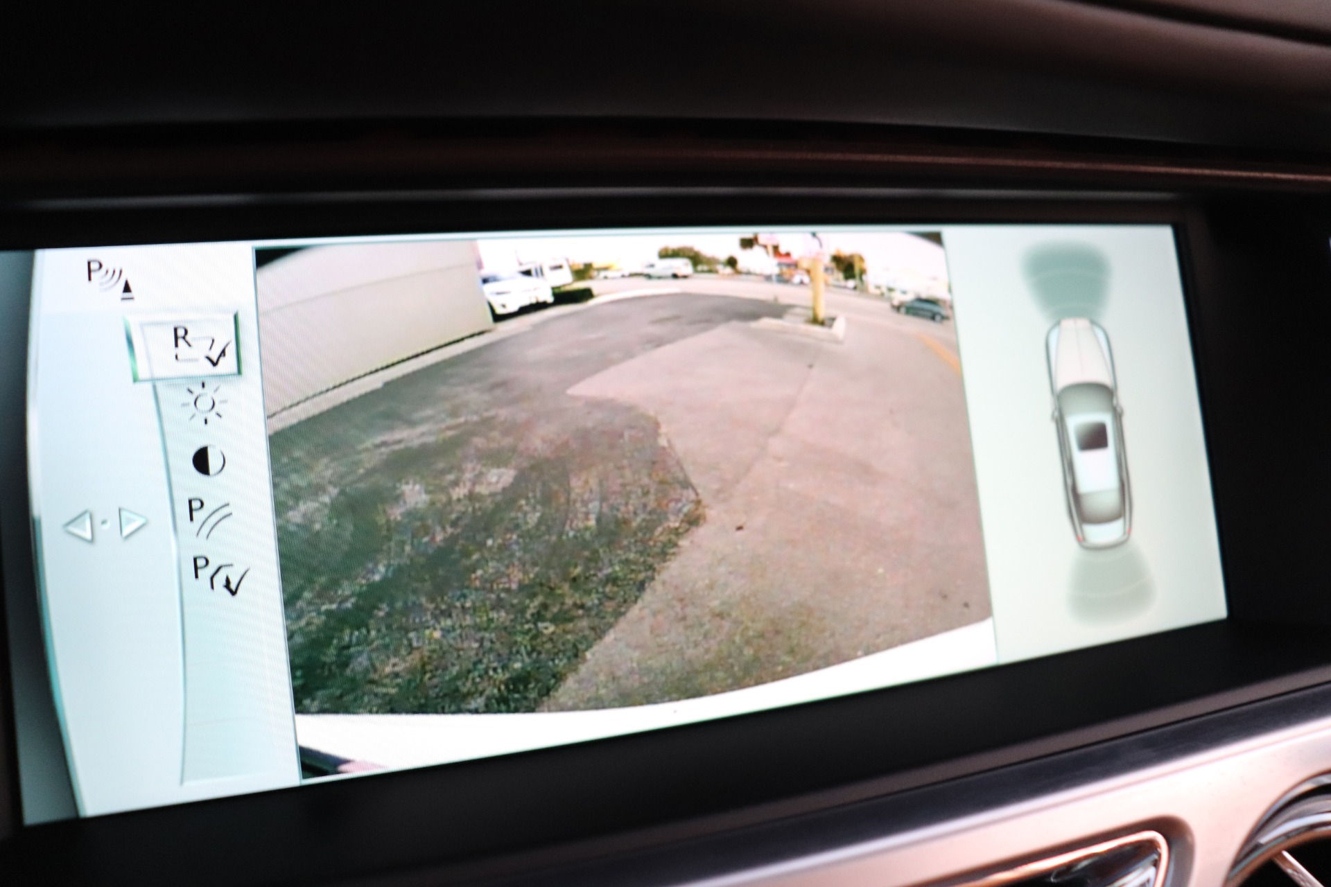 Used-2015-Rolls-Royce-Wraith