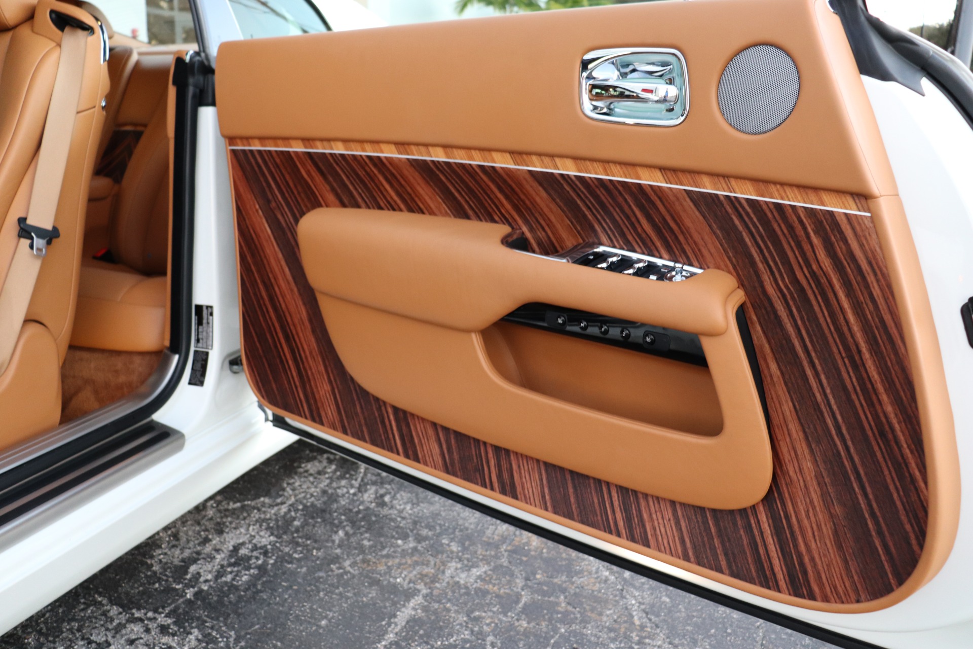 Used-2015-Rolls-Royce-Wraith