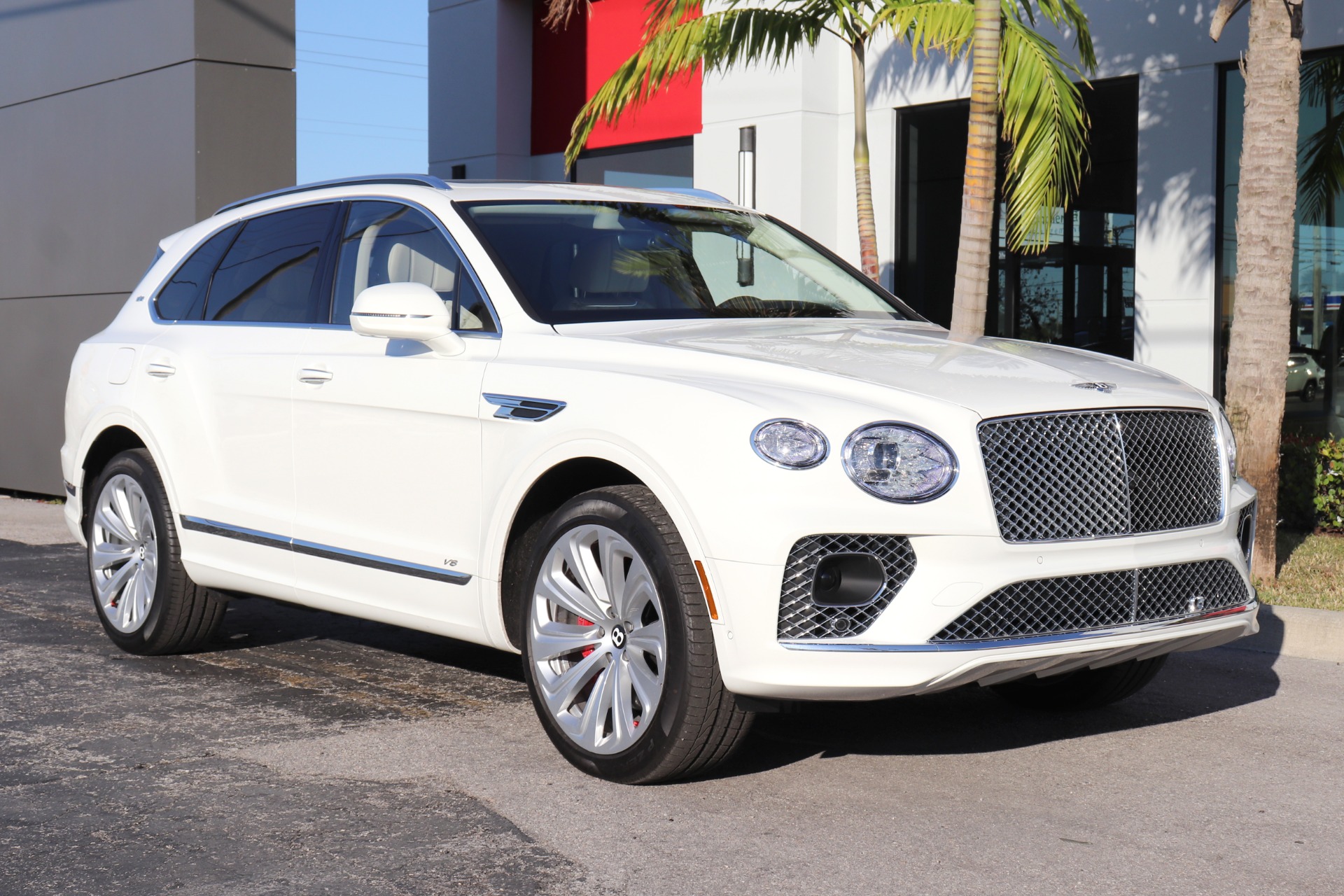 Used-2021-Bentley-Bentayga-V8-First-Edition
