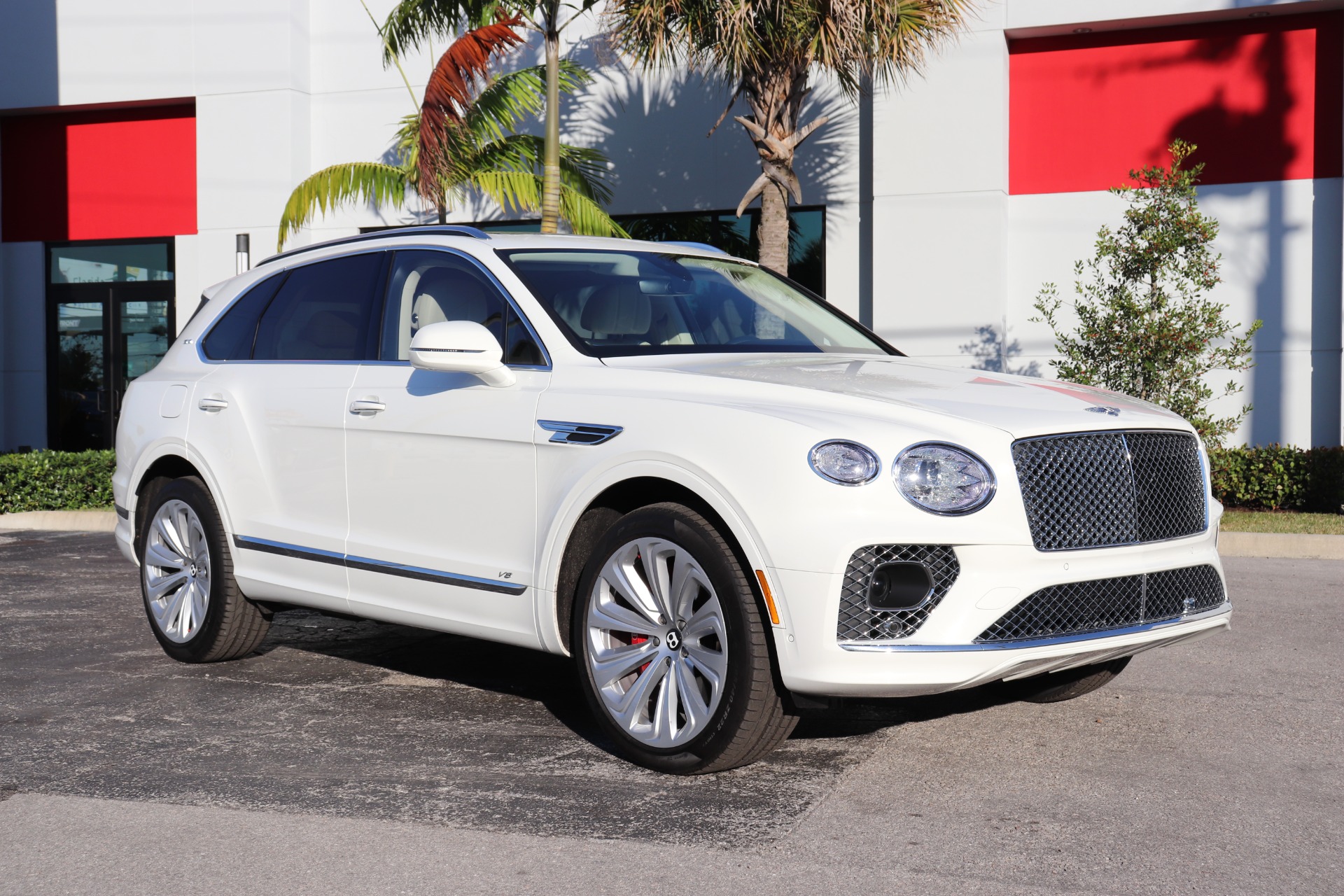 Used-2021-Bentley-Bentayga-V8-First-Edition