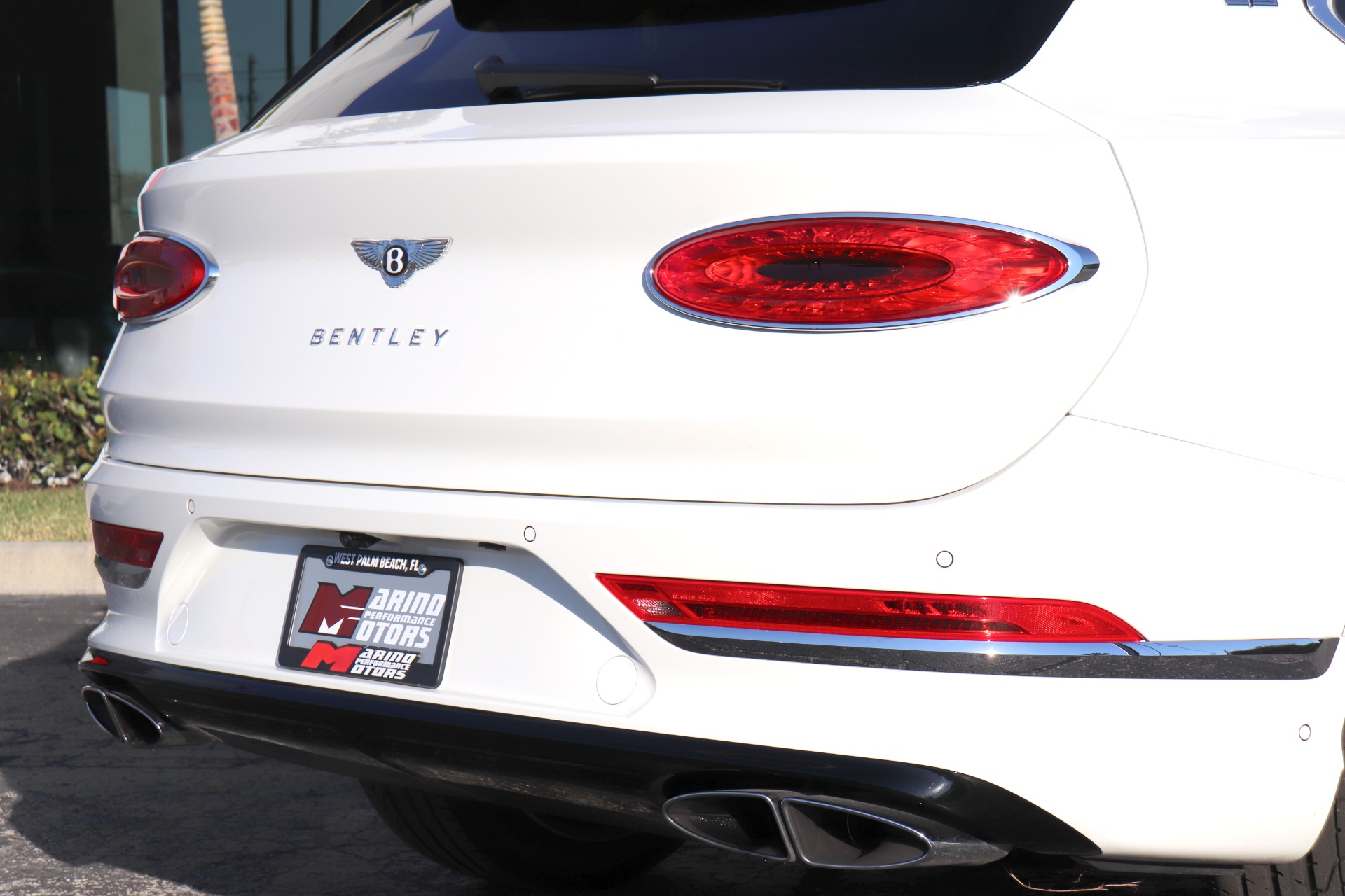 Used-2021-Bentley-Bentayga-V8-First-Edition