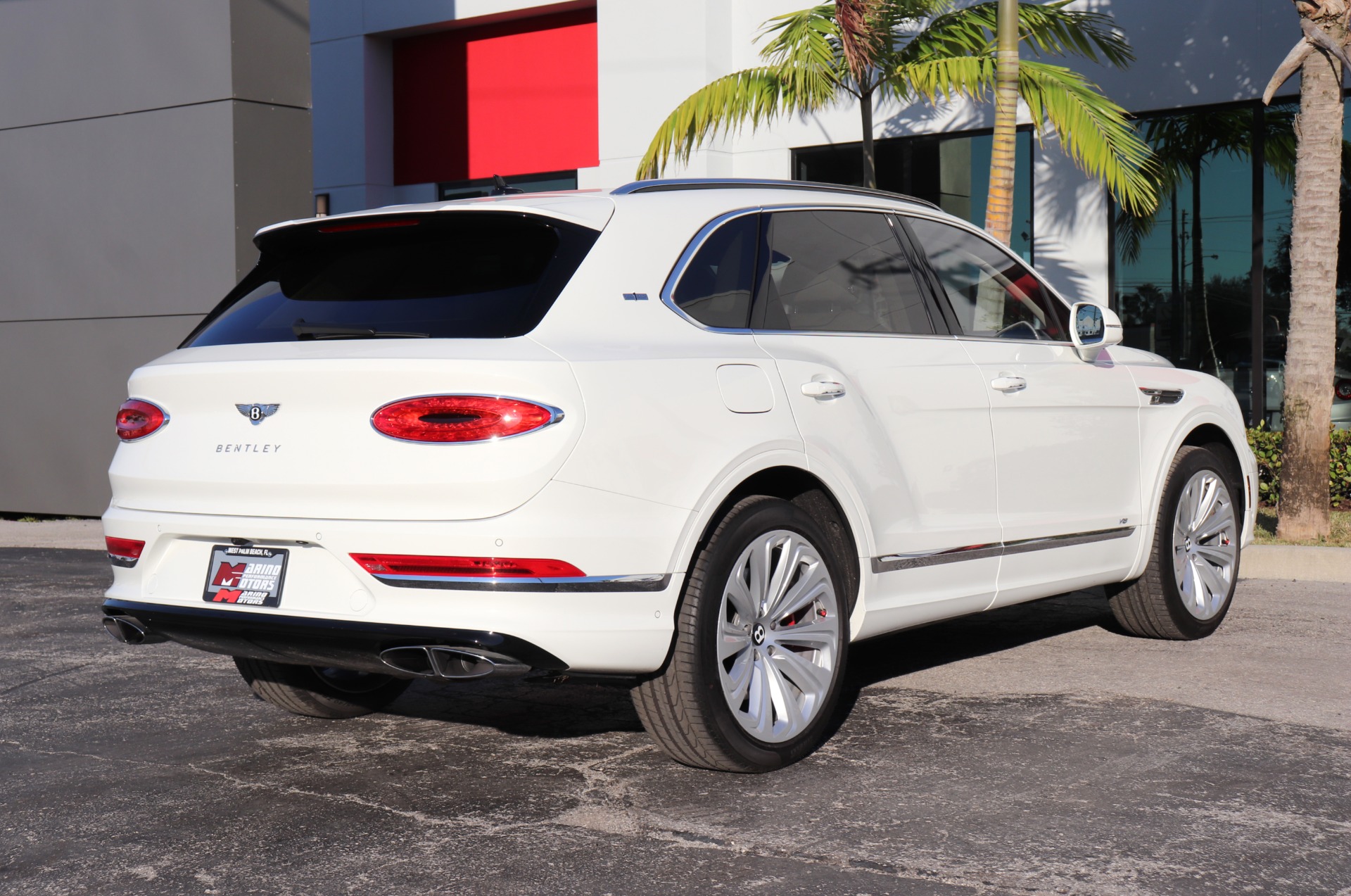 Used-2021-Bentley-Bentayga-V8-First-Edition