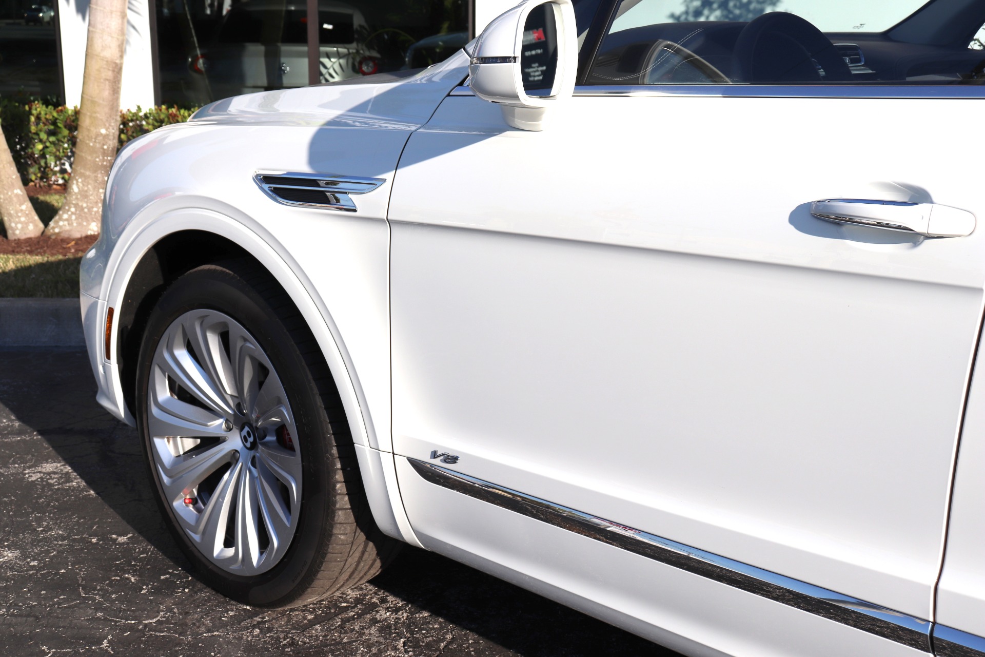 Used-2021-Bentley-Bentayga-V8-First-Edition