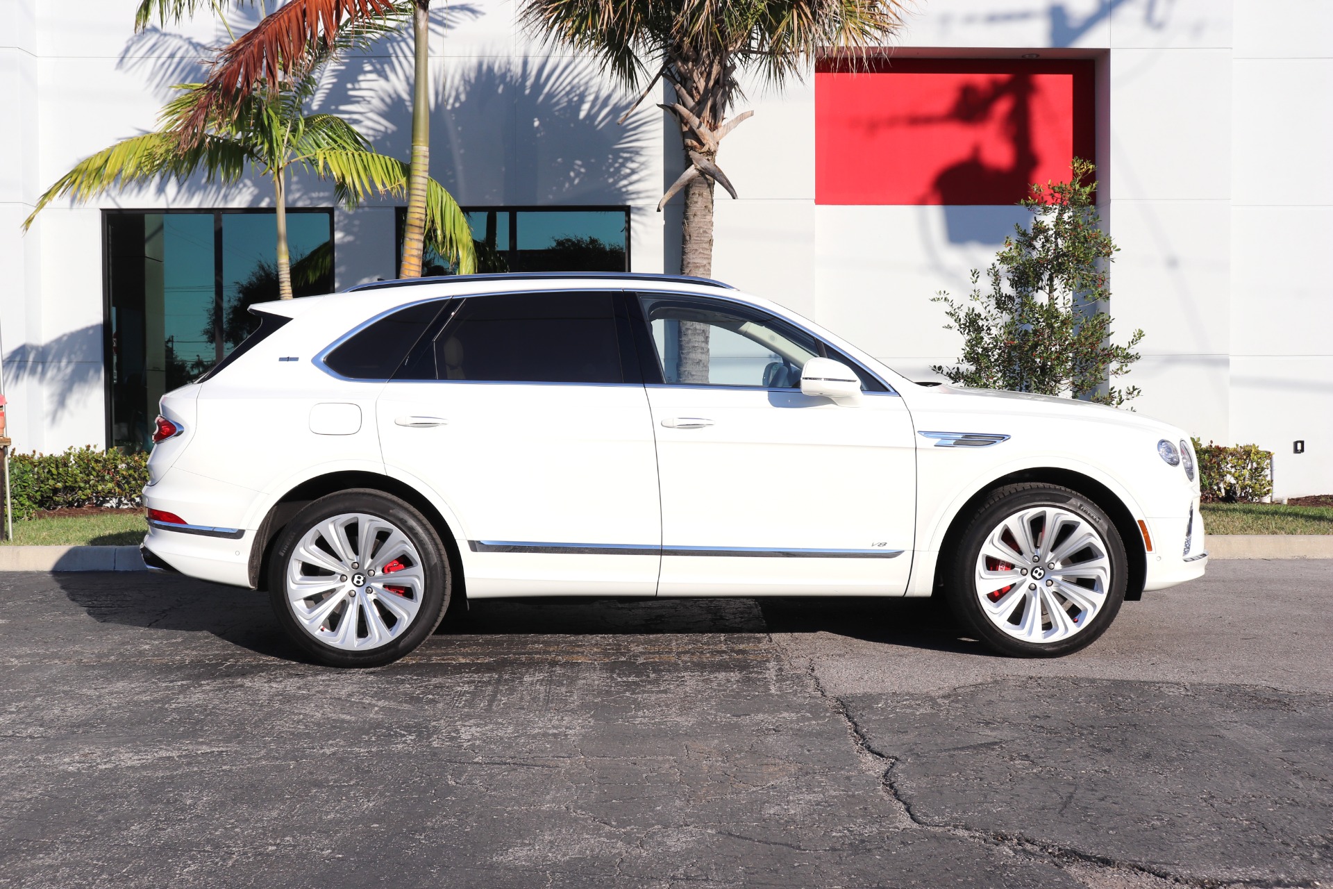 Used-2021-Bentley-Bentayga-V8-First-Edition