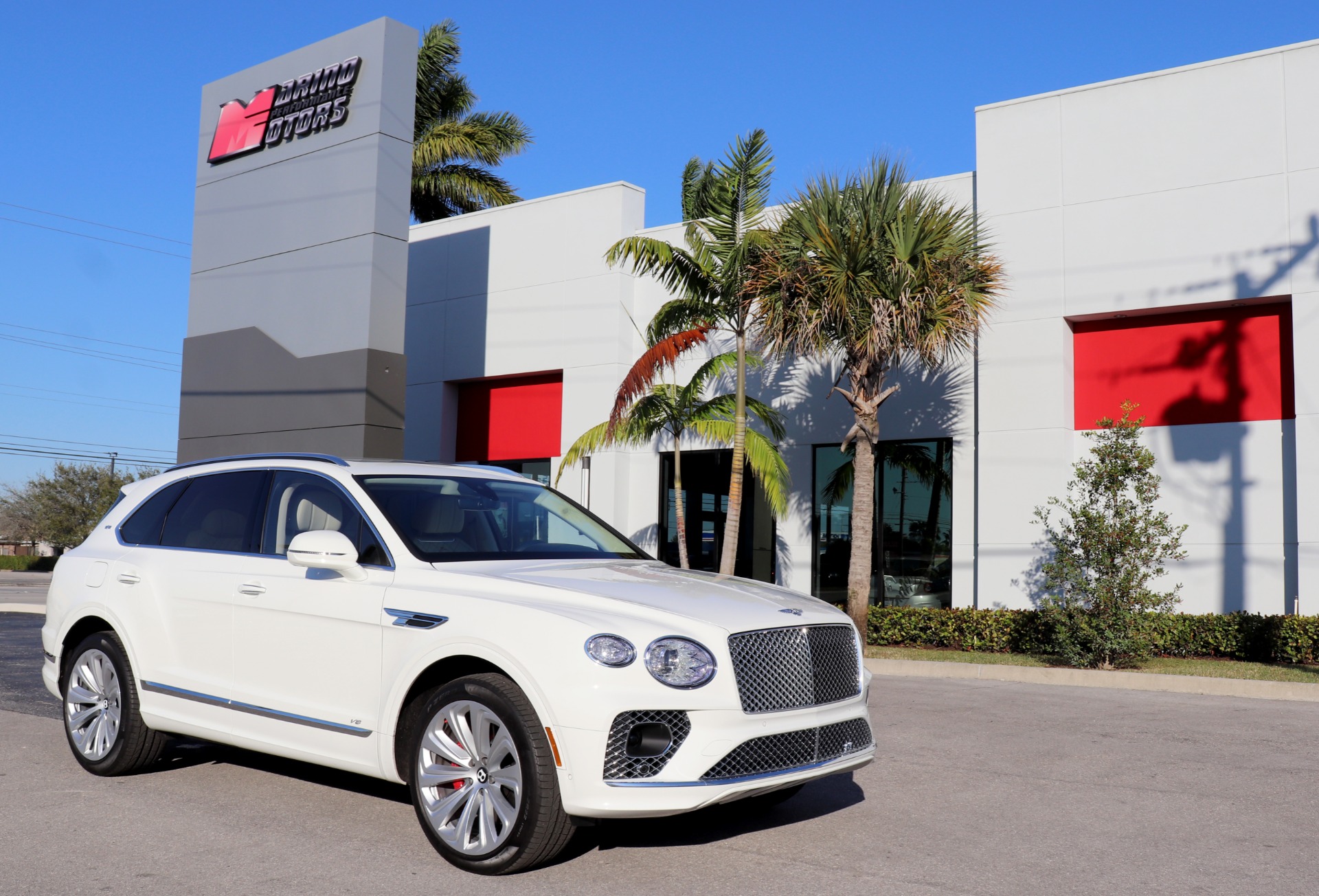 Used-2021-Bentley-Bentayga-V8-First-Edition