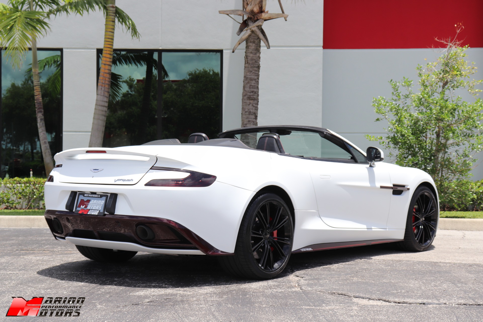 Used-2014-Aston-Martin-Vanquish-Volante