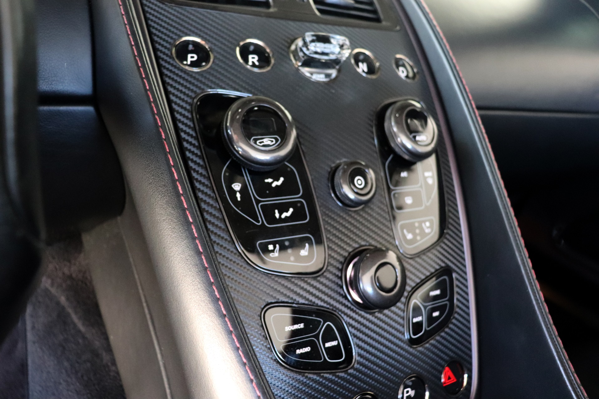 Used-2014-Aston-Martin-Vanquish-Volante
