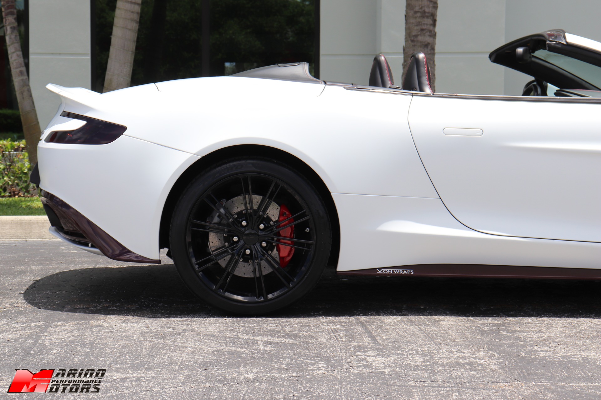 Used-2014-Aston-Martin-Vanquish-Volante