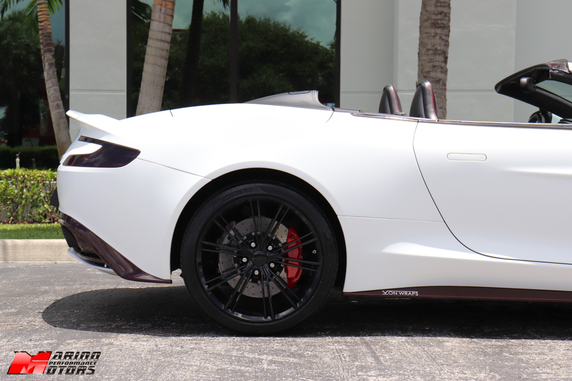 Used-2014-Aston-Martin-Vanquish-Volante