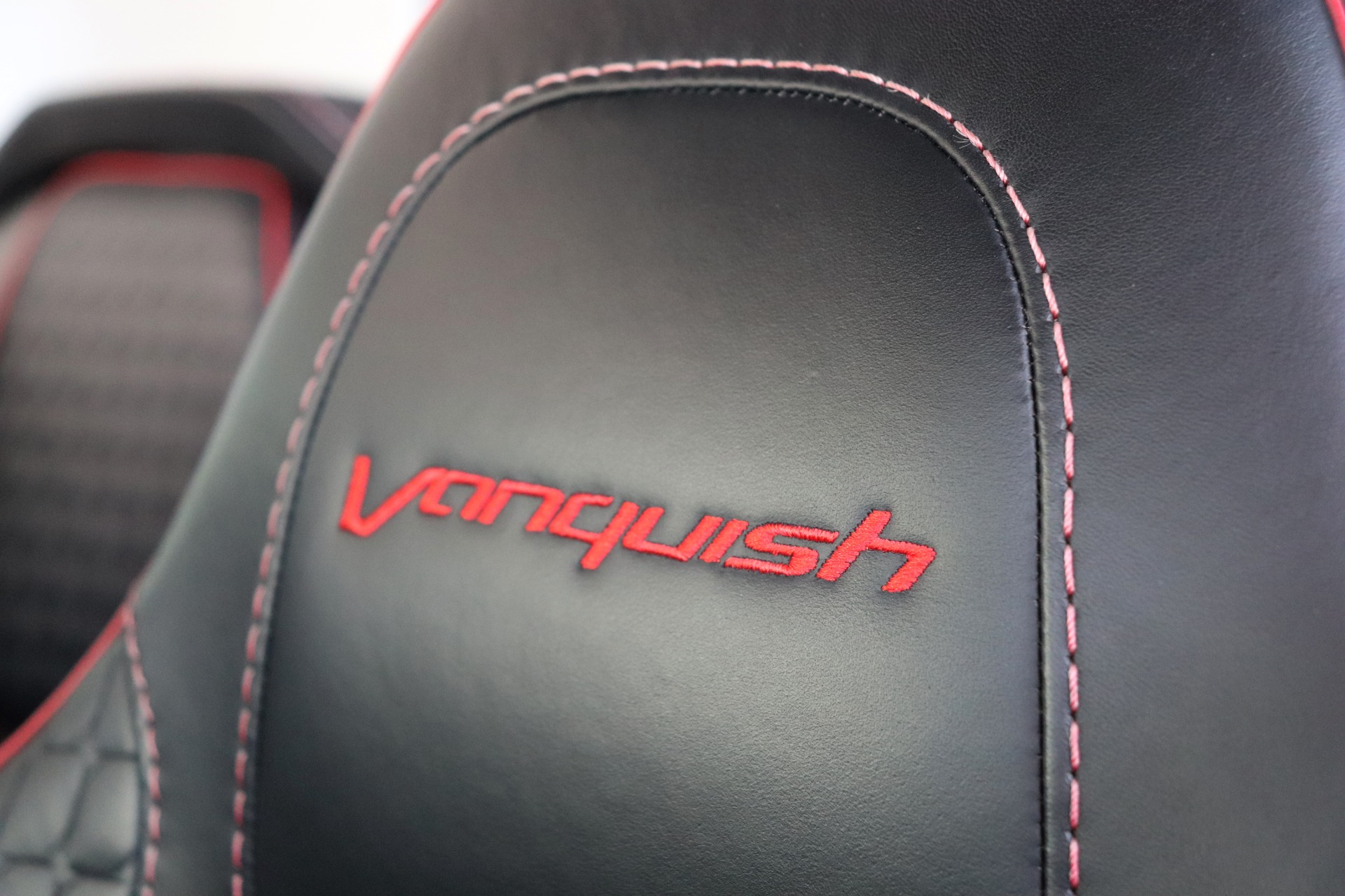 Used-2014-Aston-Martin-Vanquish-Volante