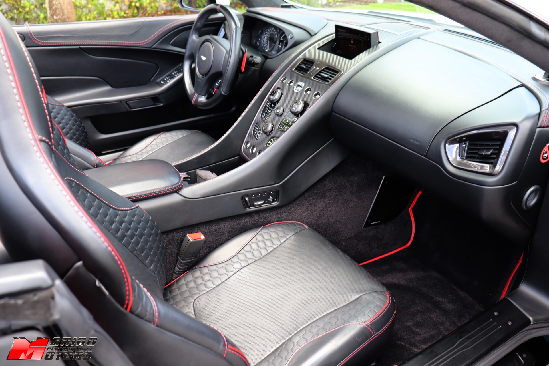 Used-2014-Aston-Martin-Vanquish-Volante