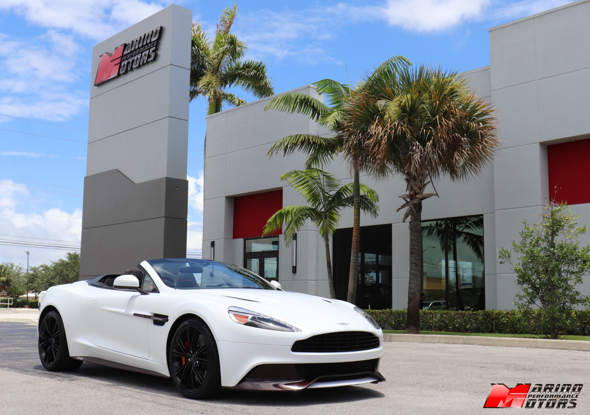 Used-2014-Aston-Martin-Vanquish-Volante
