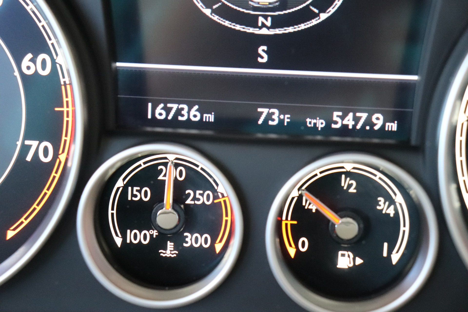 Used-2015-Bentley-Flying-Spur-V8