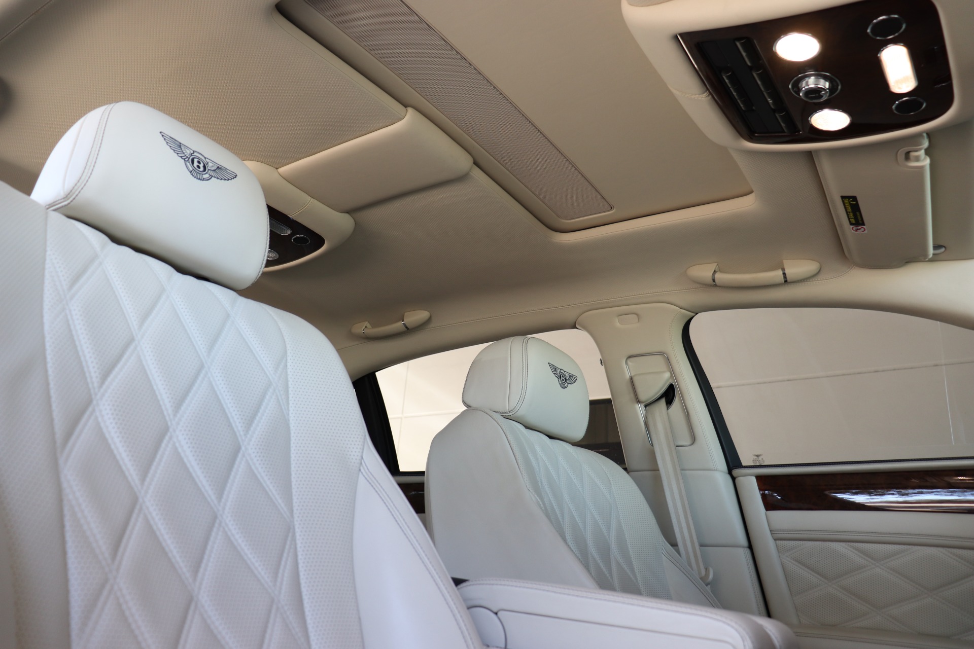 Used-2015-Bentley-Flying-Spur-V8