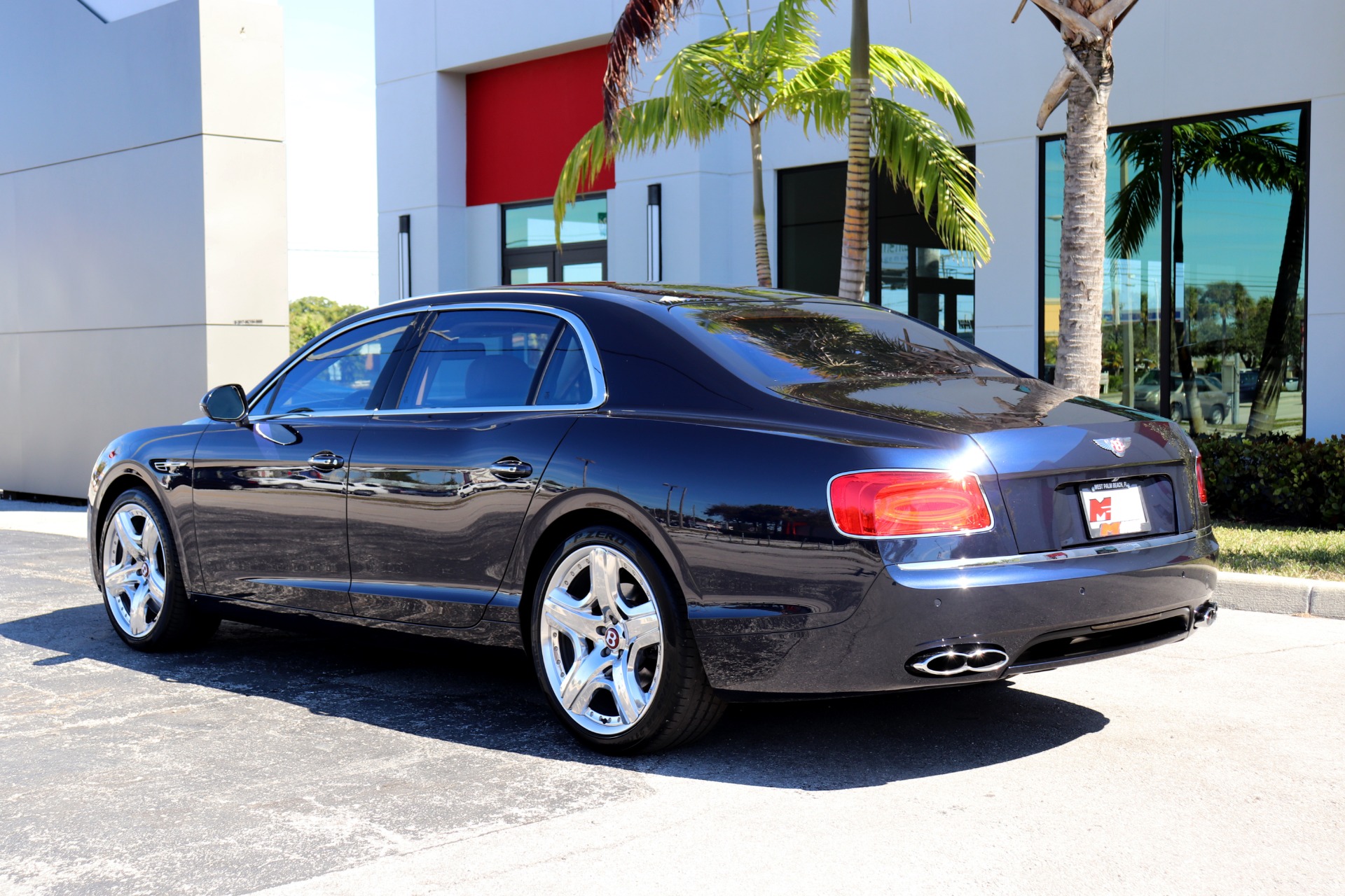 Used-2015-Bentley-Flying-Spur-V8