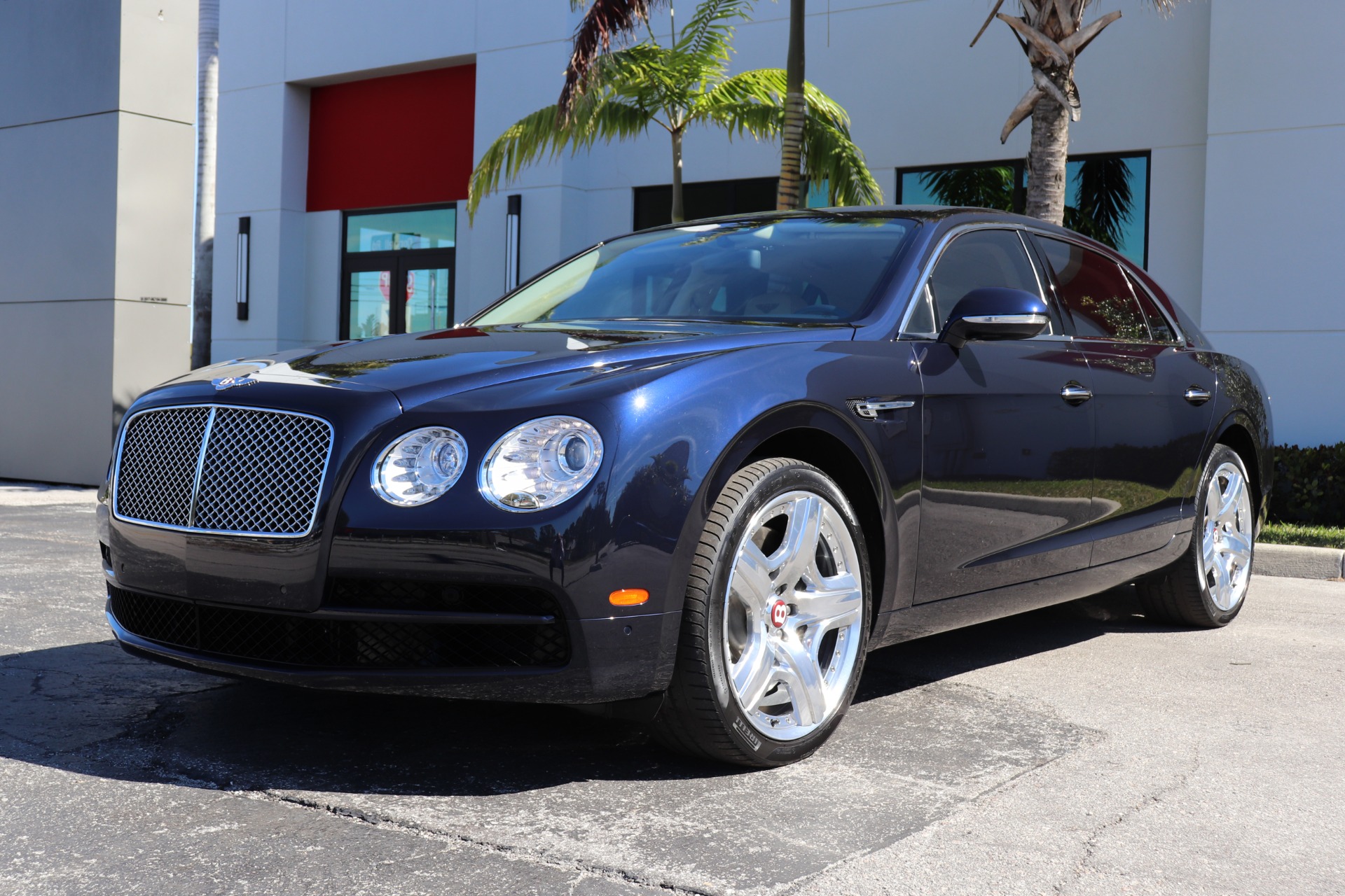 Used-2015-Bentley-Flying-Spur-V8