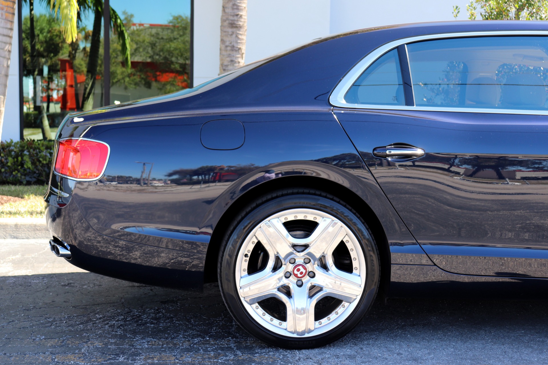 Used-2015-Bentley-Flying-Spur-V8